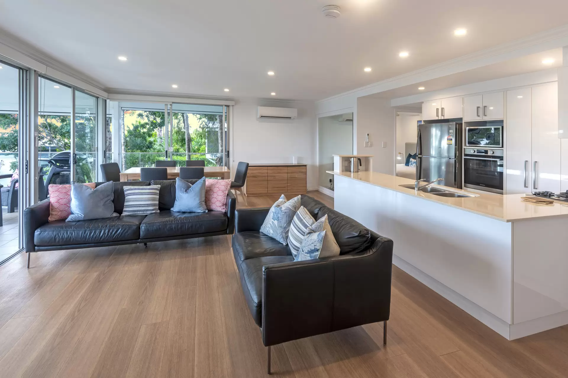 21/5 Banksia Court, Hamilton Island Sold by Queensland Sotheby's International Realty - image 1