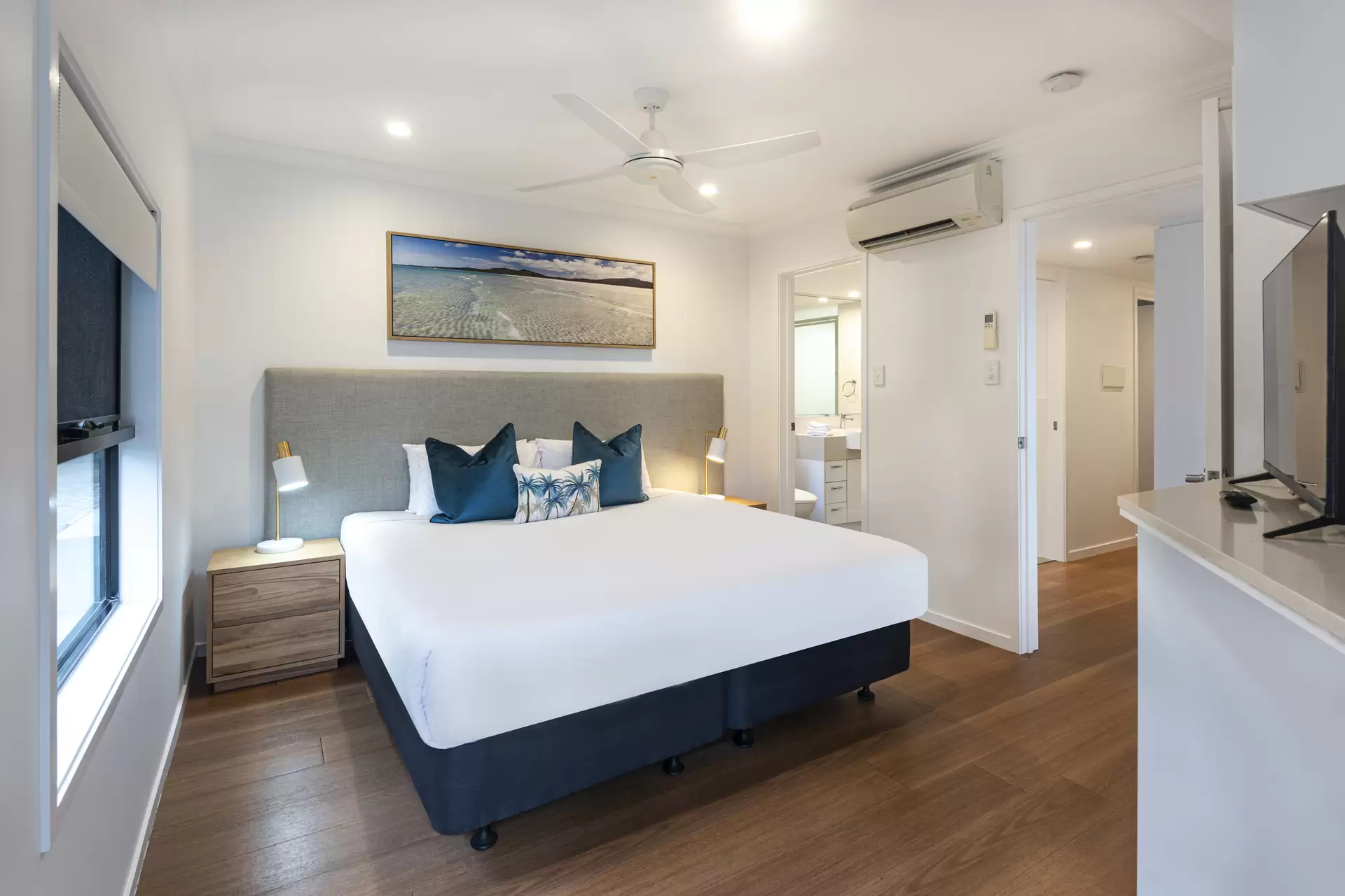 21/5 Banksia Court, Hamilton Island Sold by Queensland Sotheby's International Realty - image 1