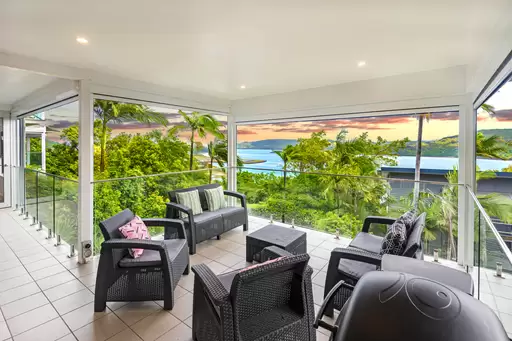 21/5 Banksia Court, Hamilton Island Sold by 