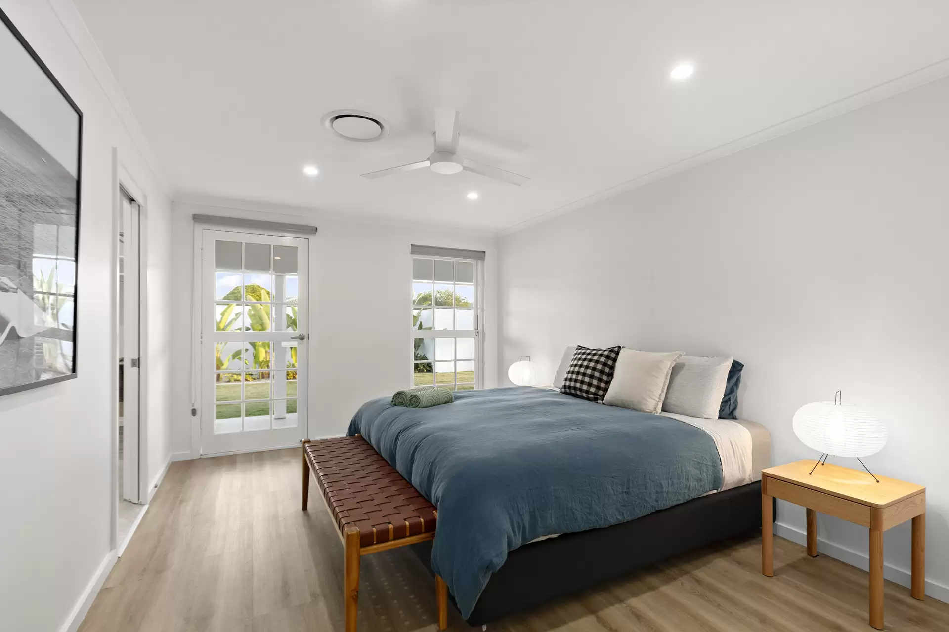 31 Spindle Street, Palm Beach Sold by  - image 1