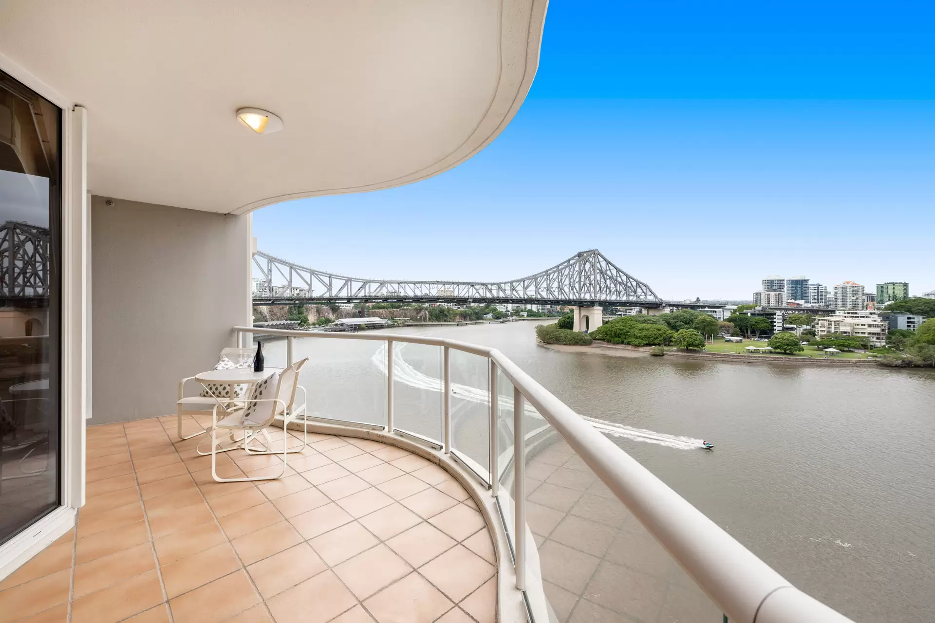 45/32 Macrossan Street, Brisbane City Sold by Queensland Sotheby's International Realty - image 1