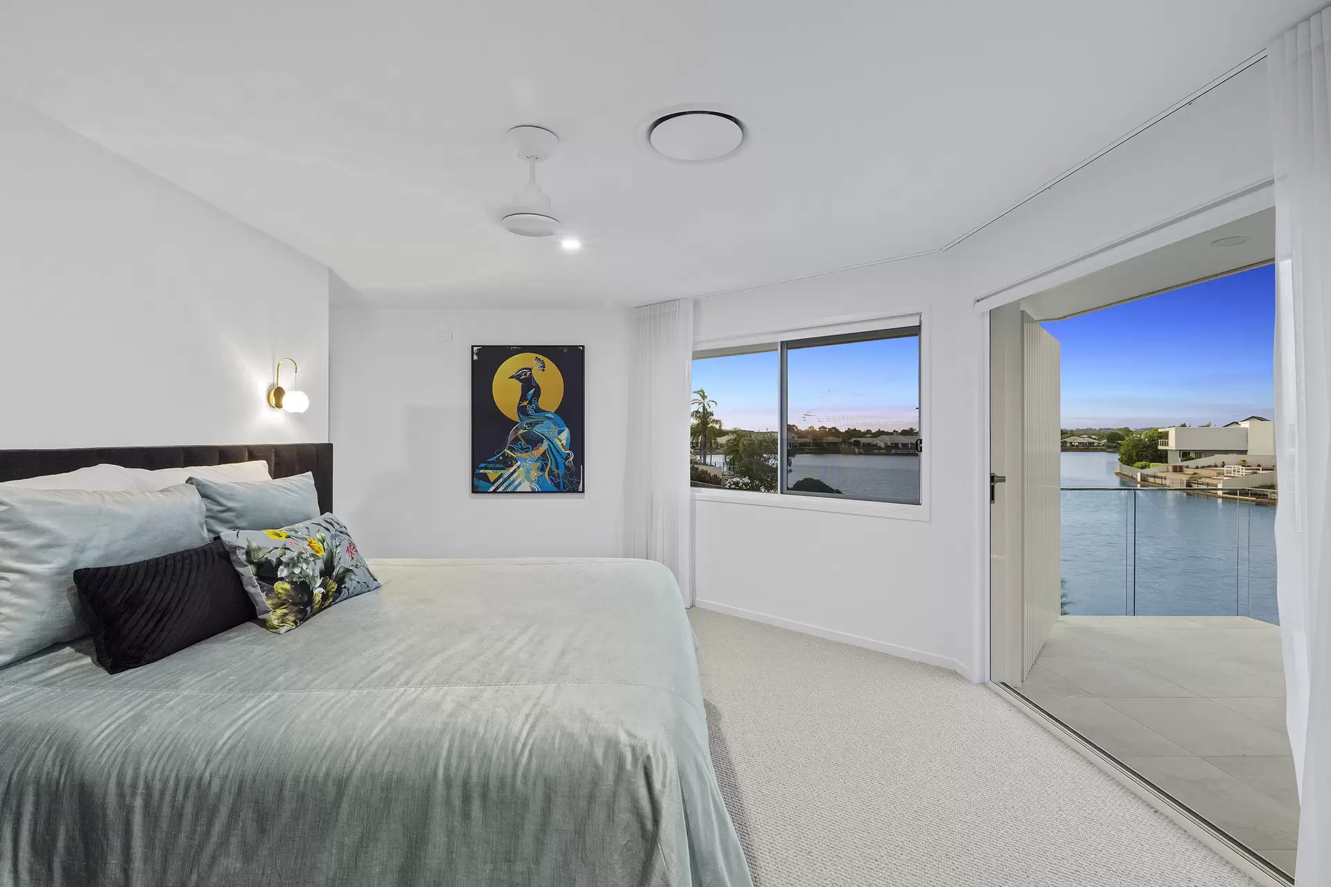 17 Stirling Castle Court, Pelican Waters Sold by Queensland Sotheby's International Realty - image 1