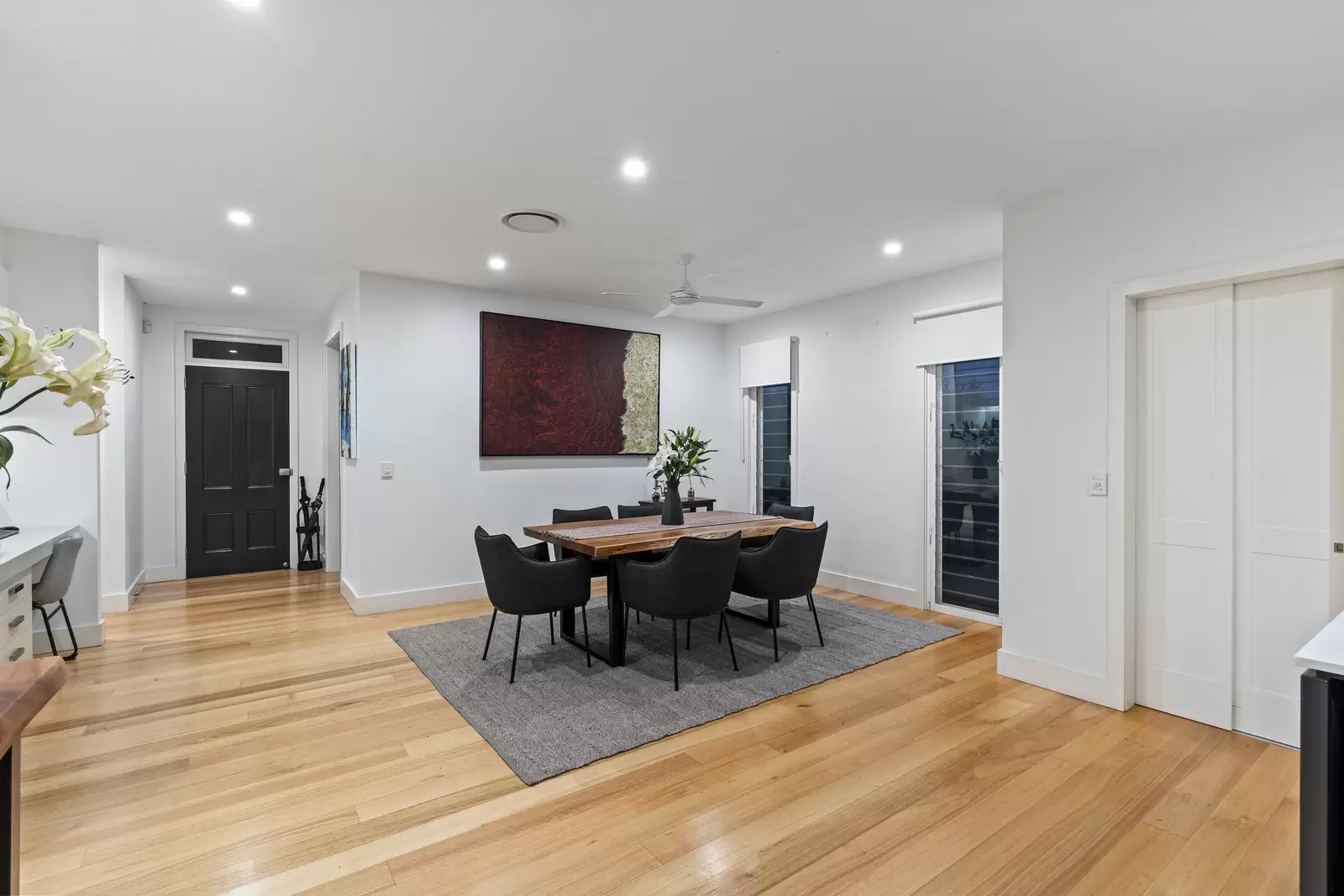 89 Gerler Street, Bardon Sold by  - image 1