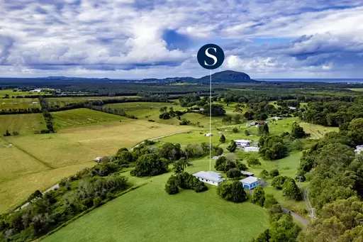 51 Twin Peaks Road, Bli Bli Sold by Queensland Sotheby's International Realty