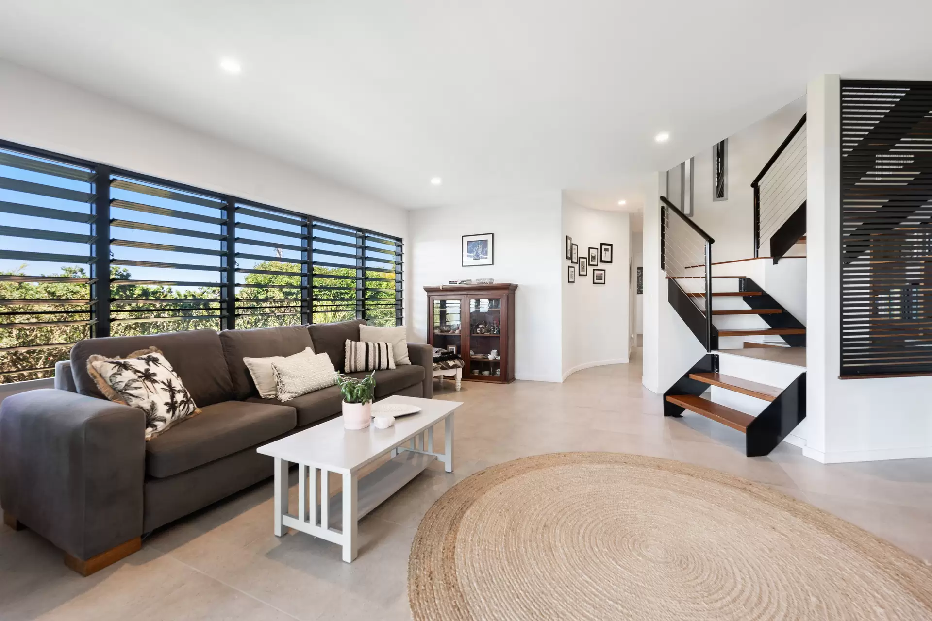 8 Majestic Court, Coolum Beach Sold by Queensland Sotheby's International Realty - image 1