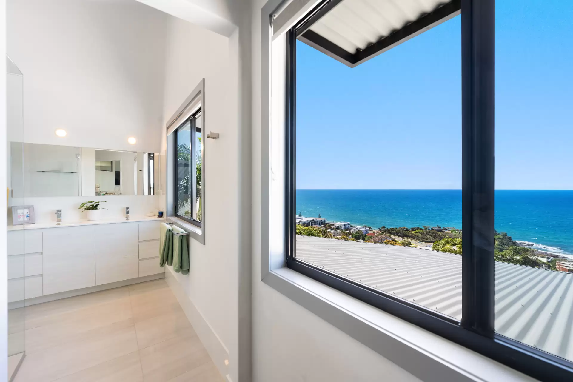 8 Majestic Court, Coolum Beach Sold by Queensland Sotheby's International Realty - image 1