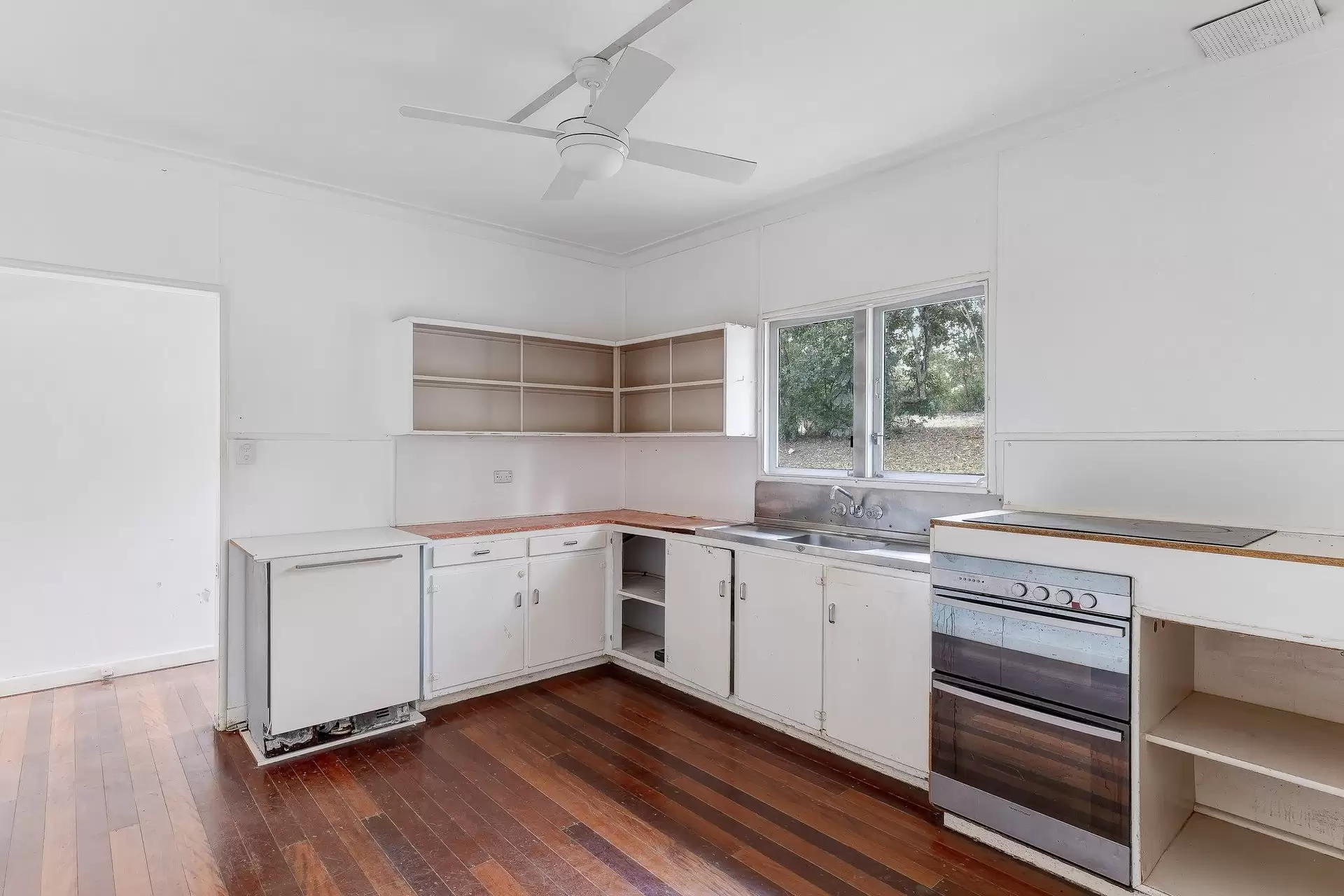 553 Fig Tree Pocket Road, Fig Tree Pocket Sold by  - image 1