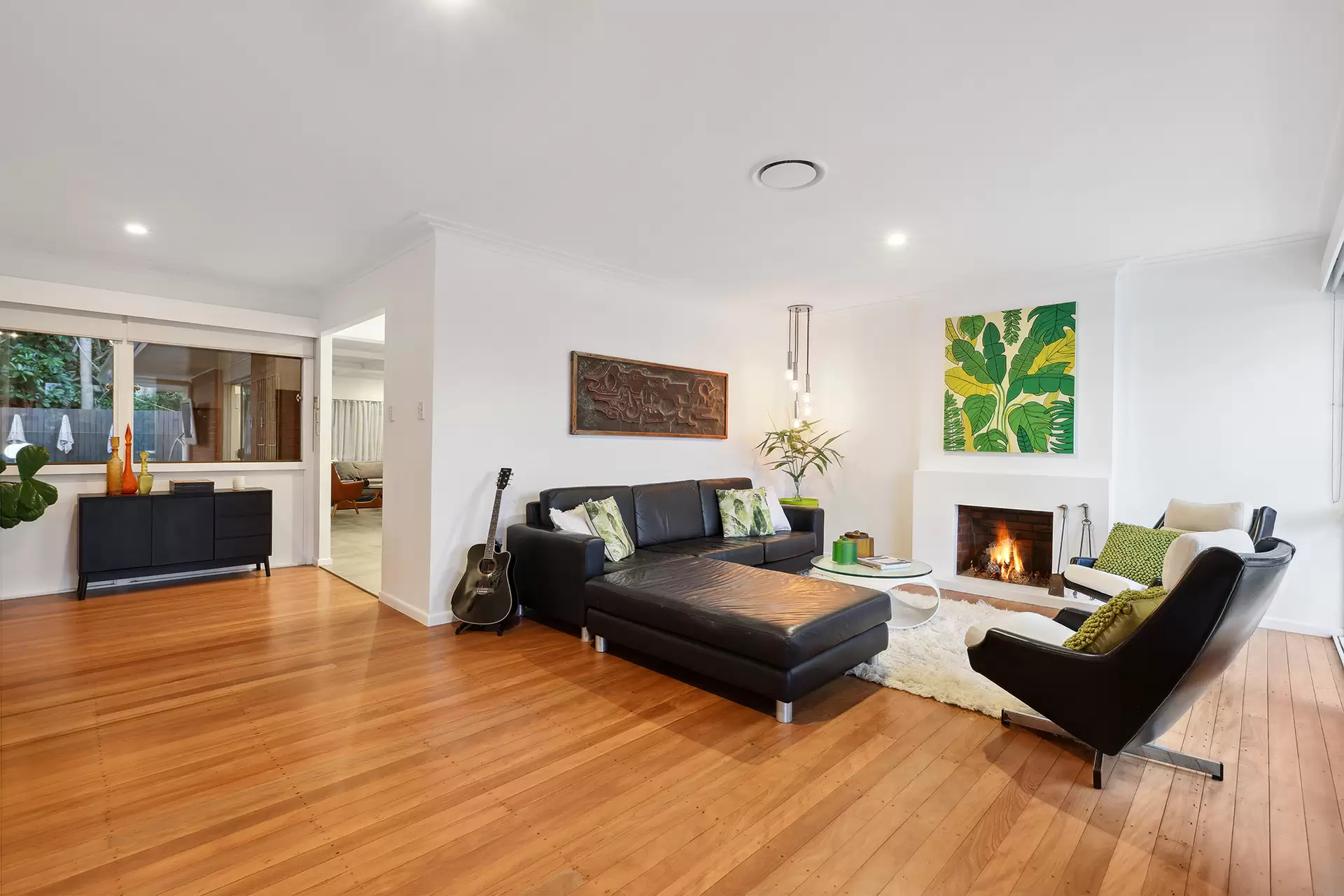 11 Petersen Avenue, Southport Sold by Queensland Sotheby's International Realty - image 1