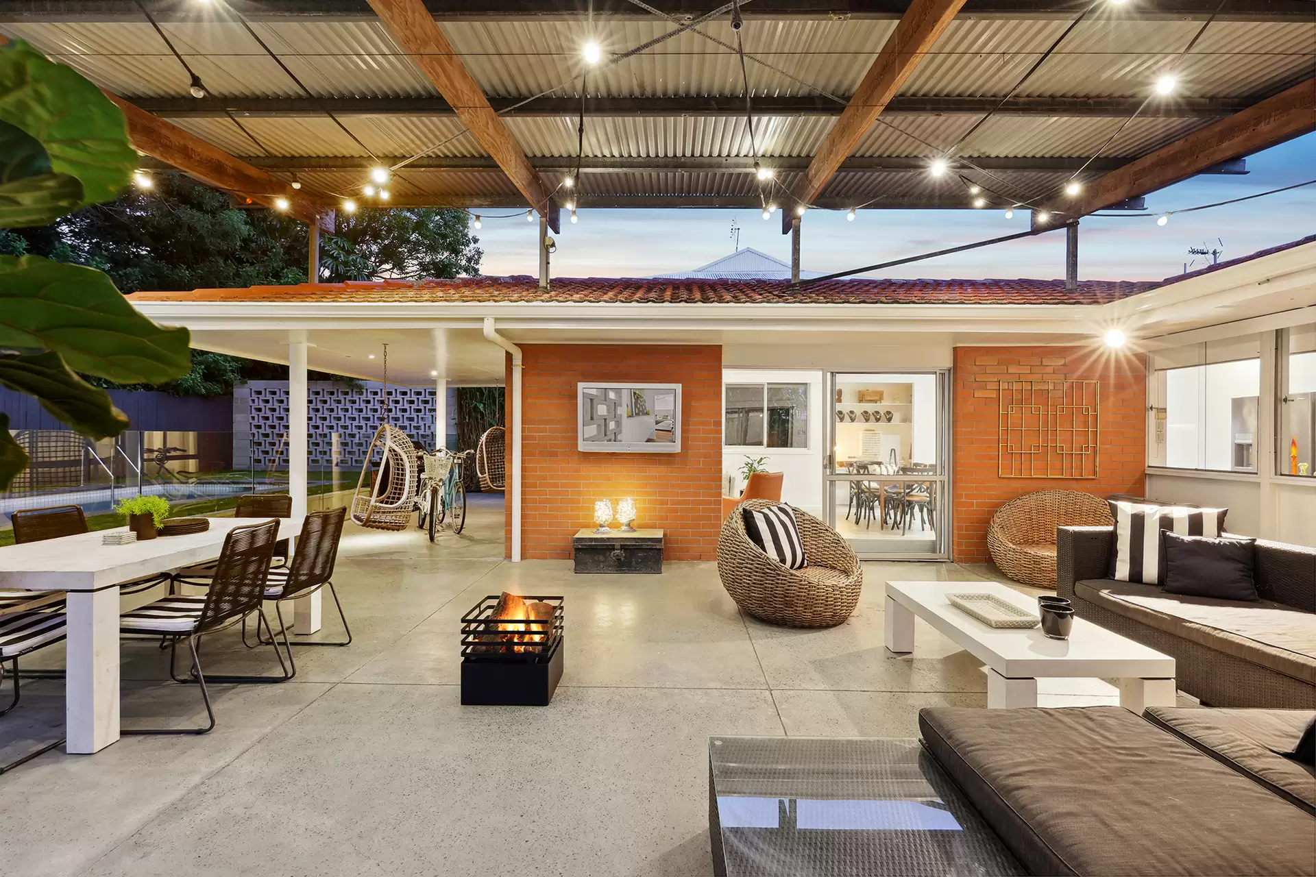 11 Petersen Avenue, Southport Sold by  - image 1