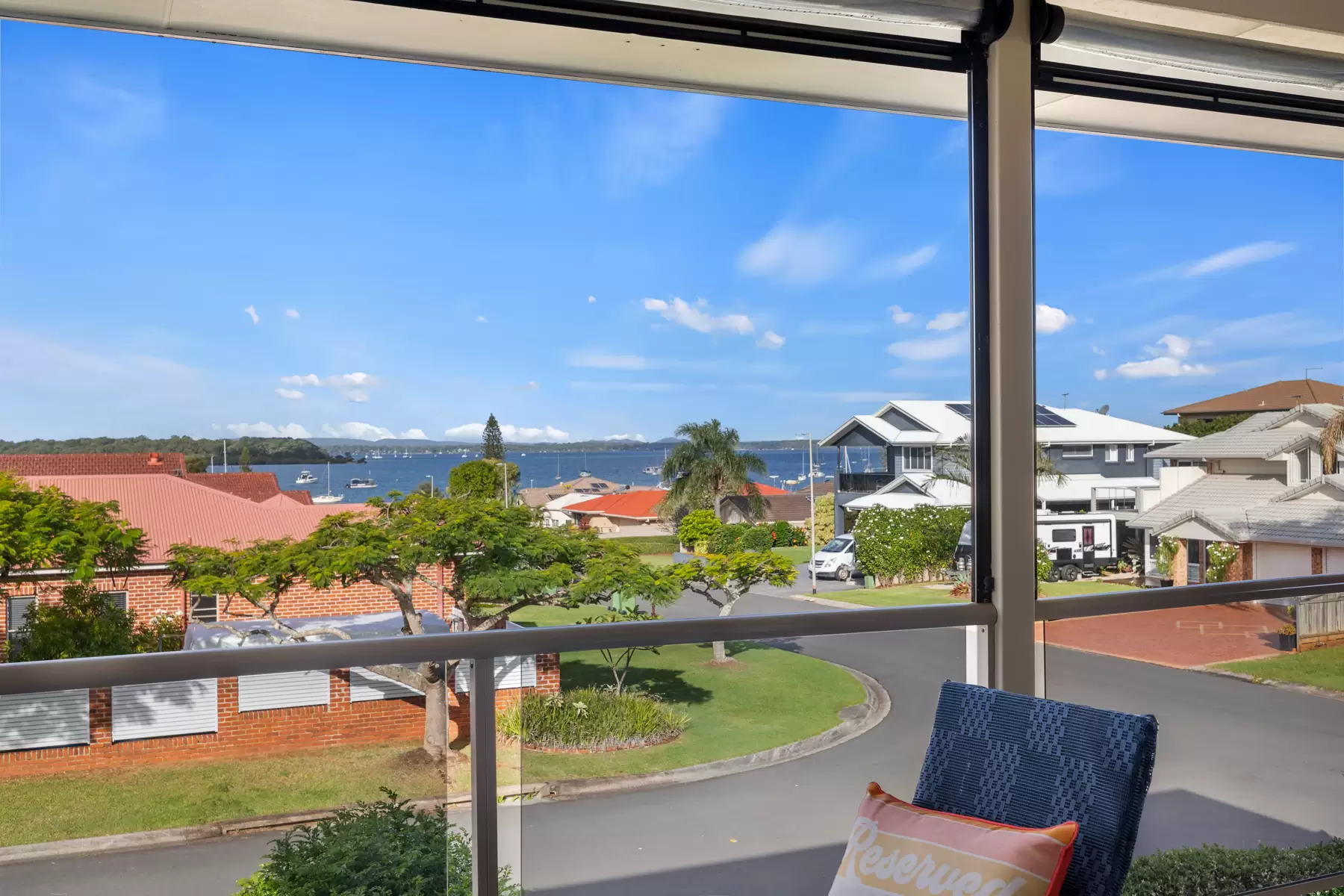 14 Lookout Court, Victoria Point Sold by Queensland Sotheby's International Realty - image 1