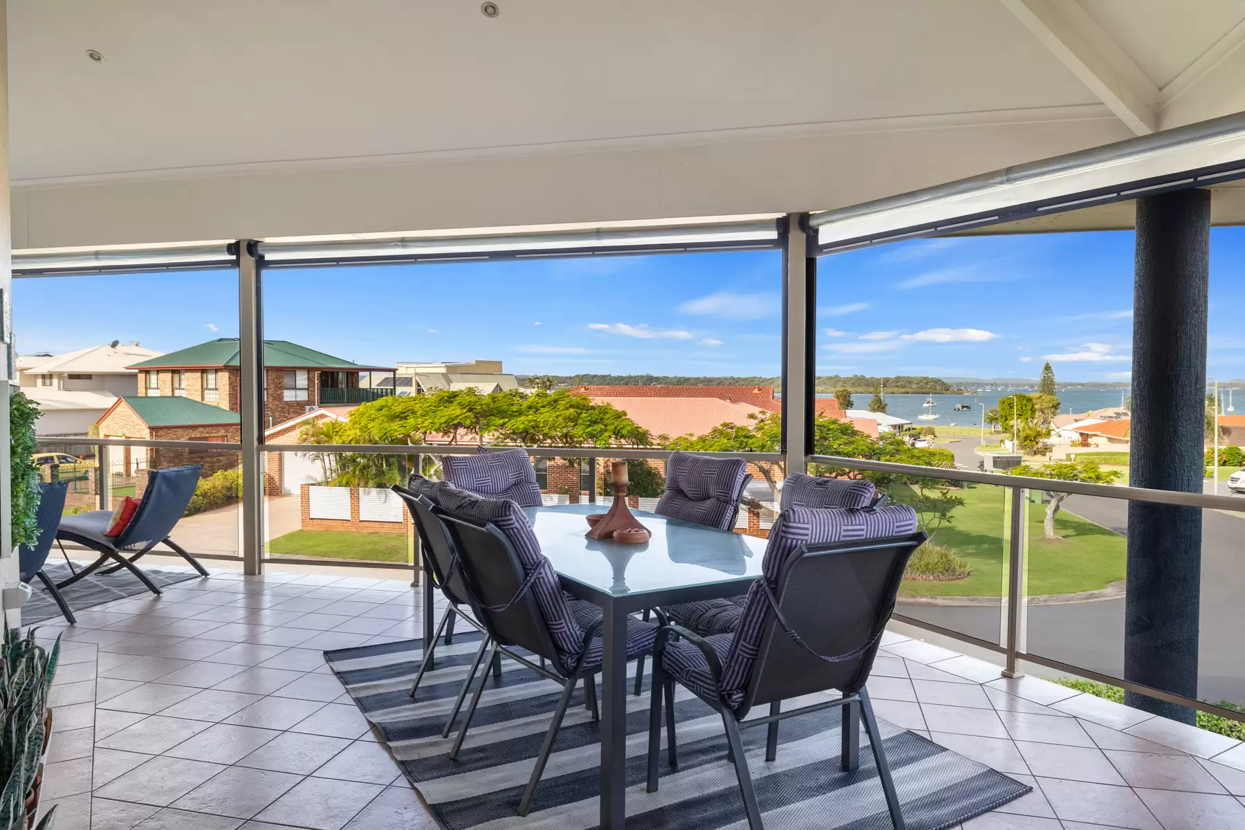 14 Lookout Court, Victoria Point Sold by Queensland Sotheby's International Realty - image 1