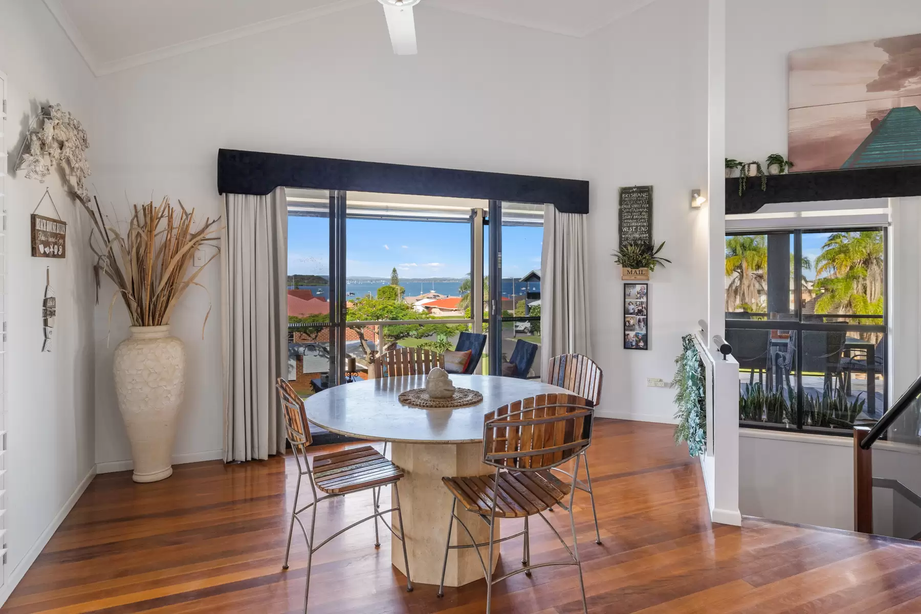 14 Lookout Court, Victoria Point Sold by Queensland Sotheby's International Realty - image 1