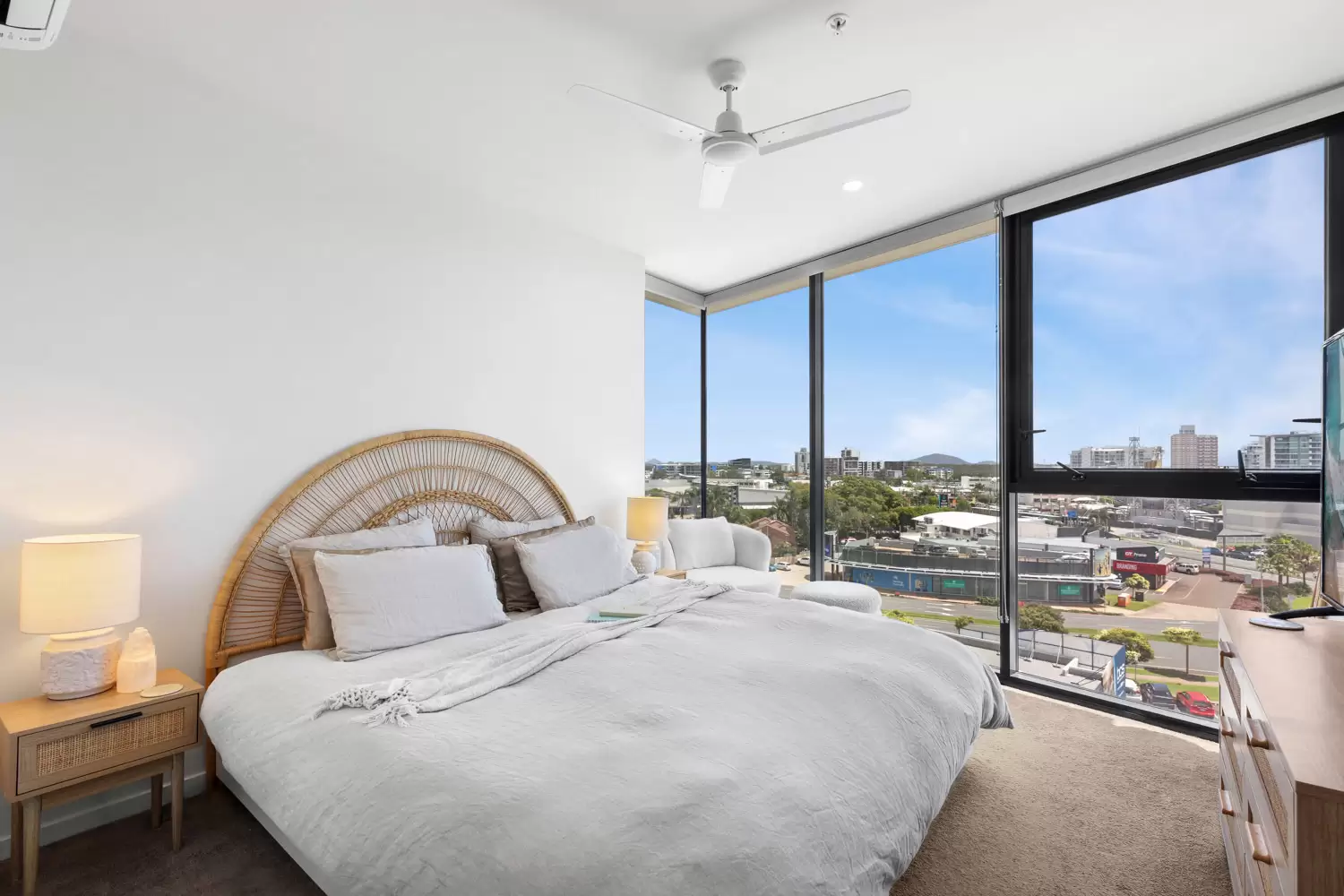 707/9 Market Lane, Maroochydore Sold by Queensland Sotheby's International Realty - image 1