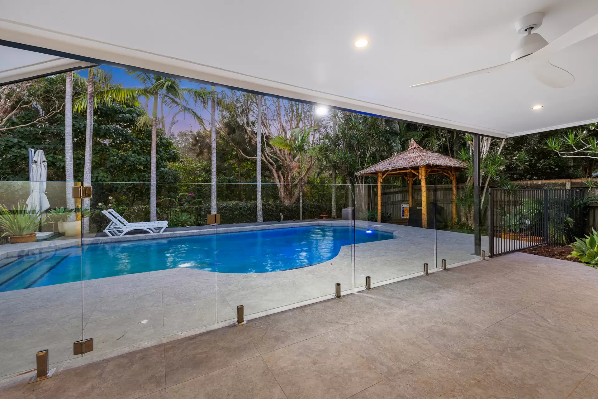 47 The Boulevard, Redland Bay Sold by  - image 1