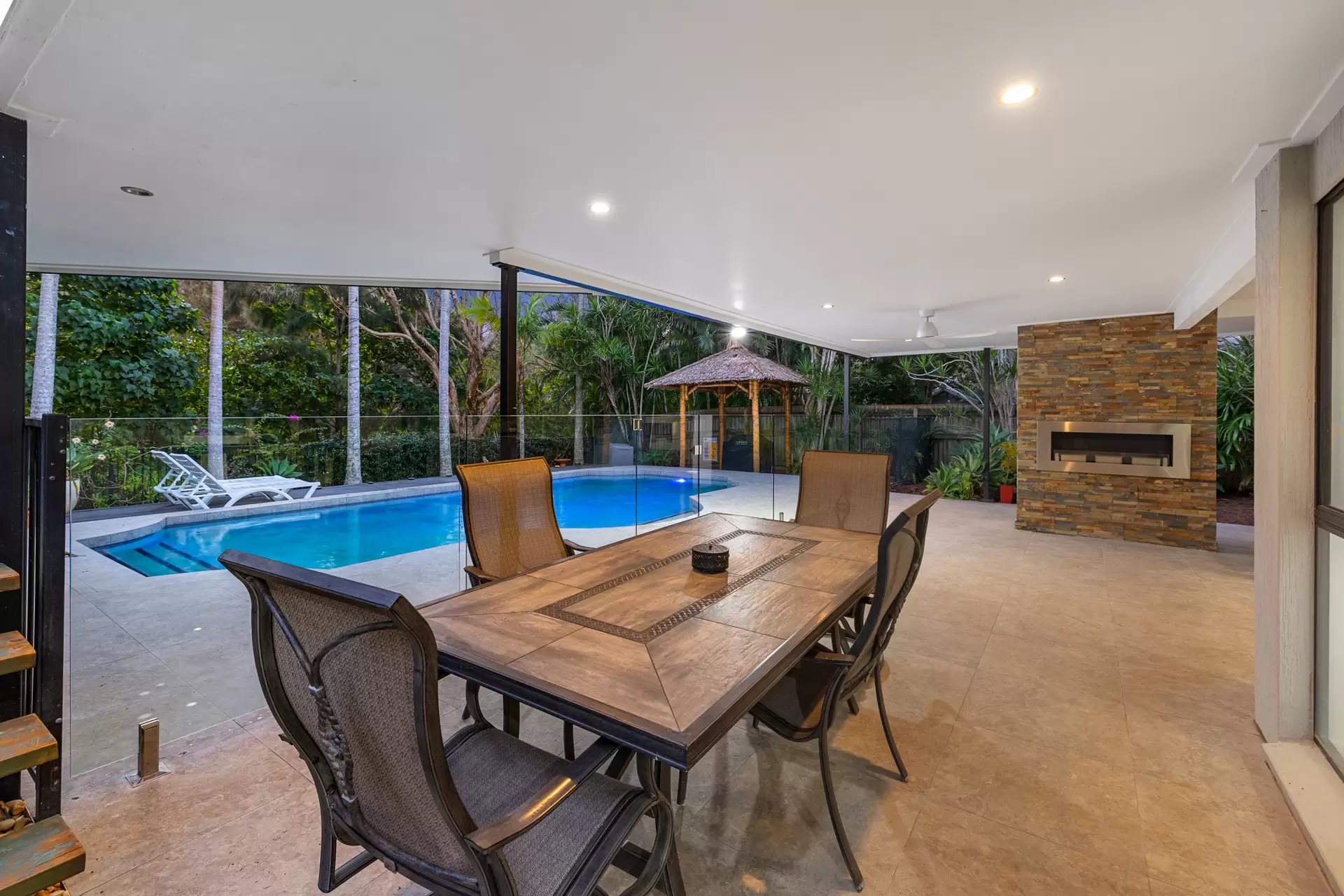 47 The Boulevard, Redland Bay Sold by  - image 1