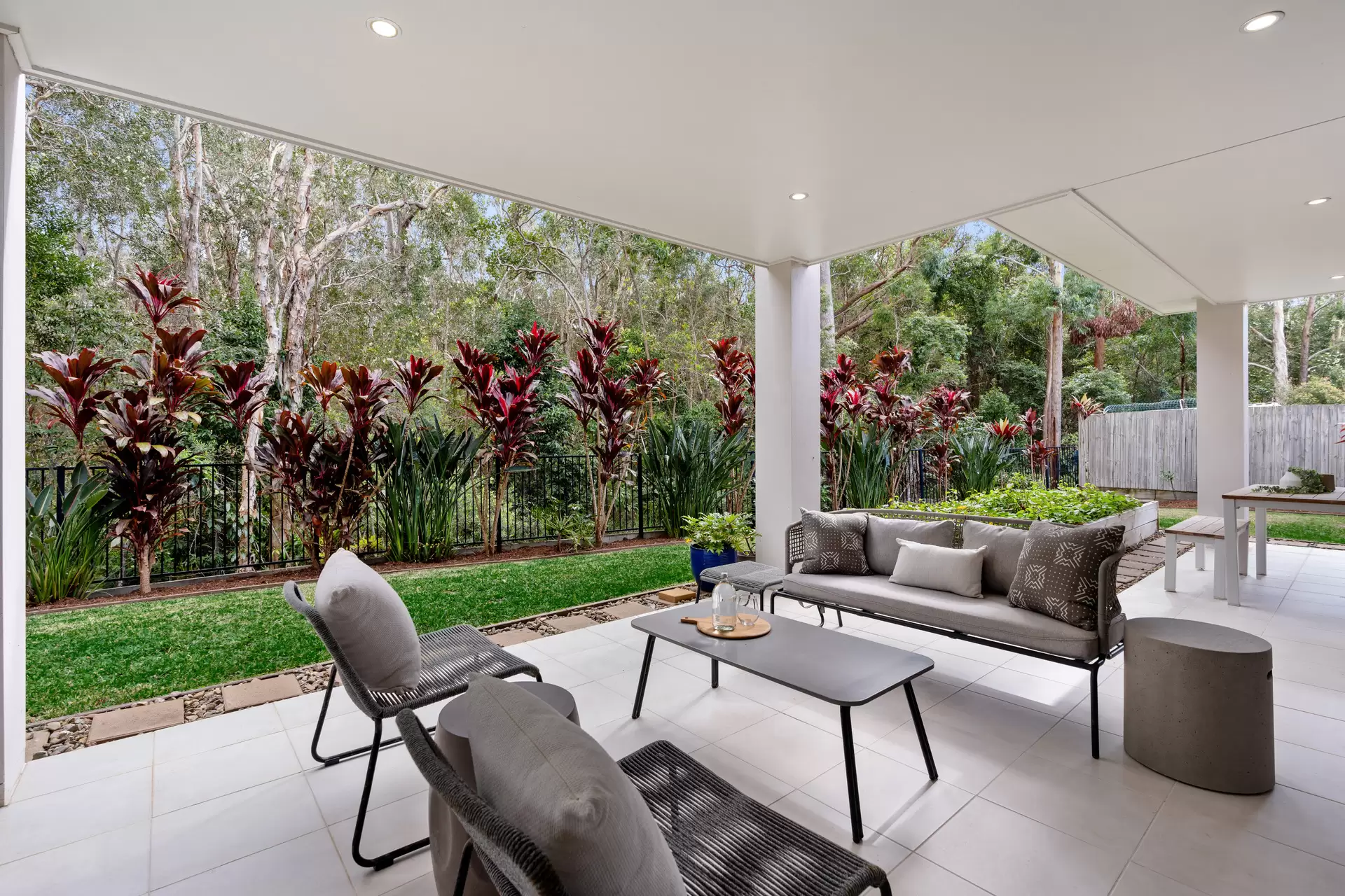 13 Glen Abby Avenue, Peregian Springs Sold by Queensland Sotheby's International Realty - image 1