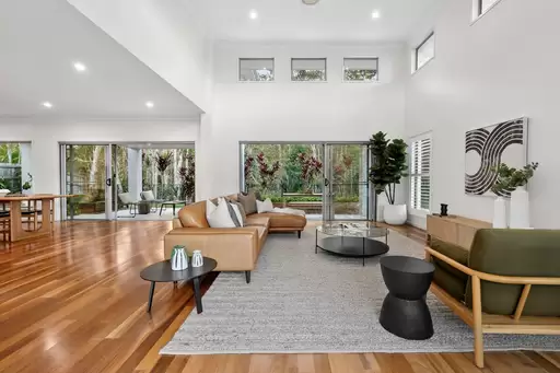 13 Glen Abby Avenue, Peregian Springs Sold by Queensland Sotheby's International Realty