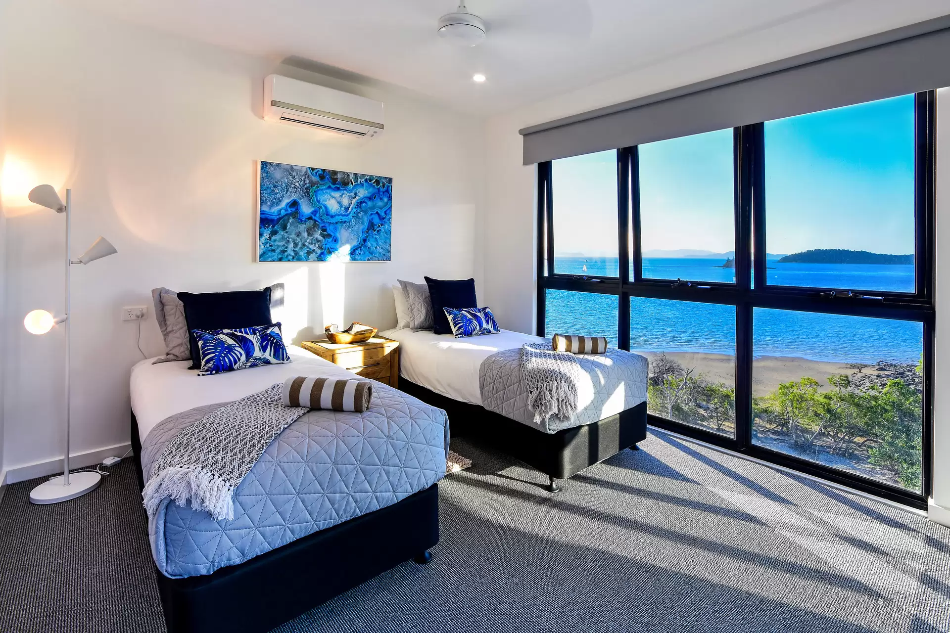8/6 Acacia Drive, Hamilton Island Sold by Queensland Sotheby's International Realty - image 1