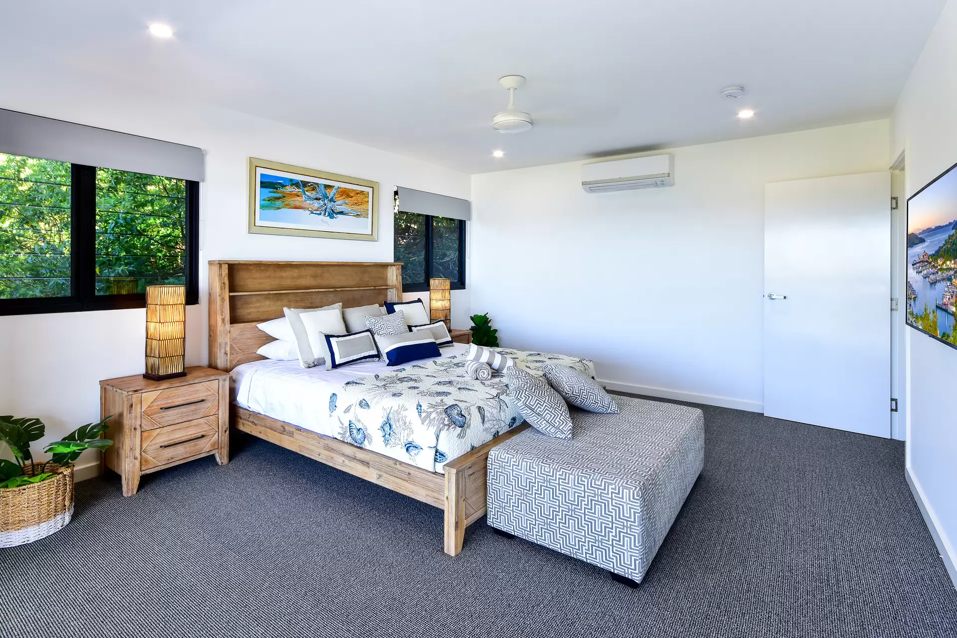 8/6 Acacia Drive, Hamilton Island Sold by Queensland Sotheby's International Realty - image 1