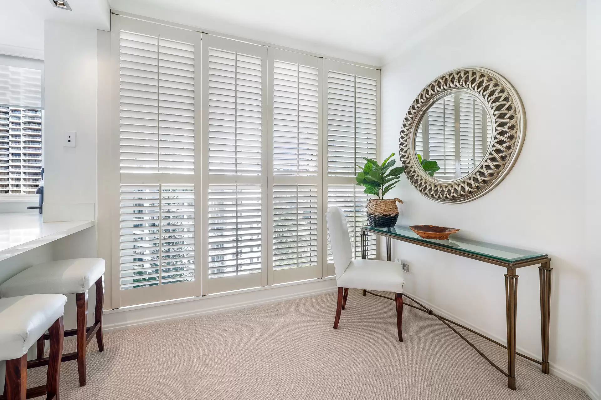 1075/1 Lennie Avenue, Main Beach Sold by Queensland Sotheby's International Realty - image 1