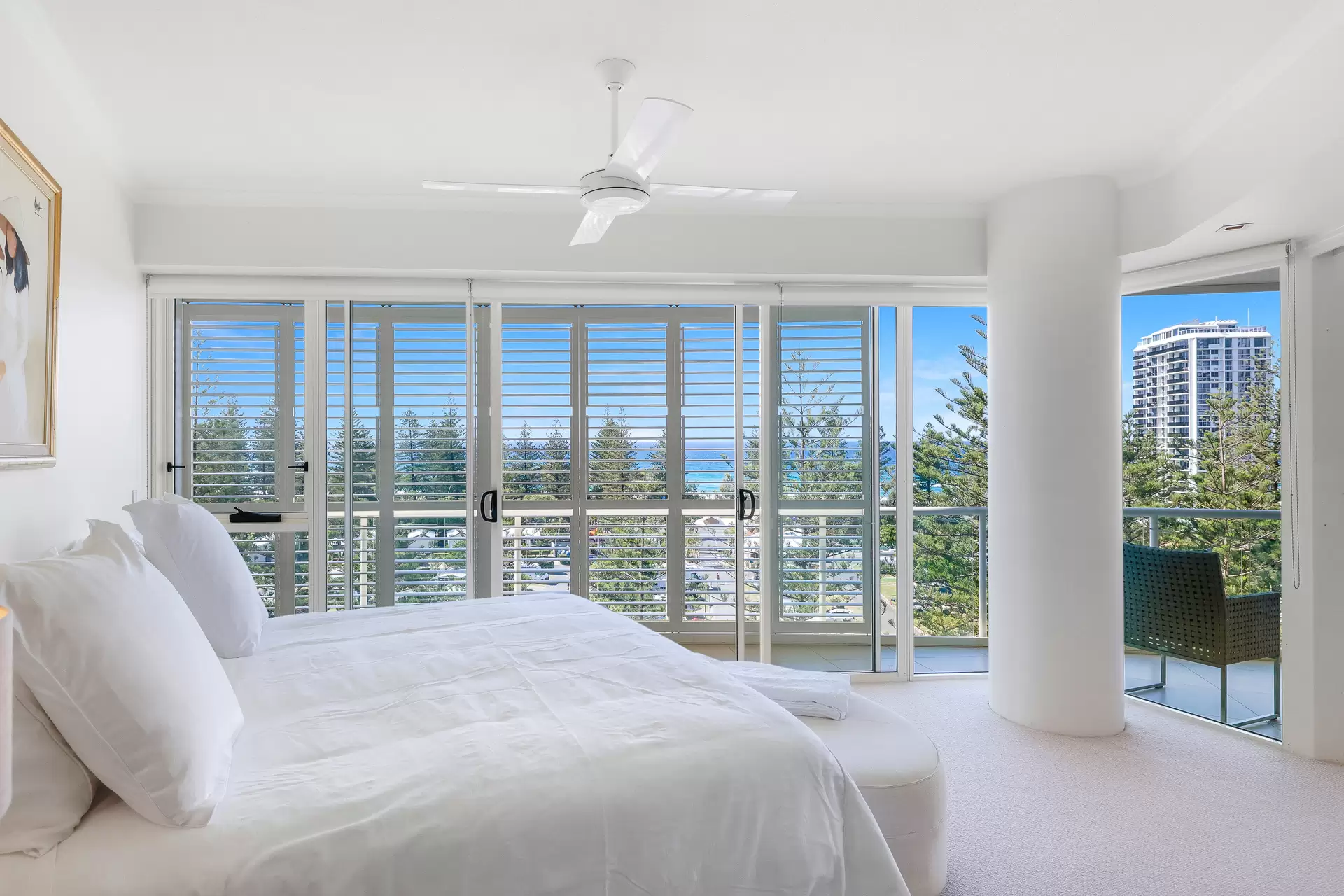 1075/1 Lennie Avenue, Main Beach Sold by Queensland Sotheby's International Realty - image 1