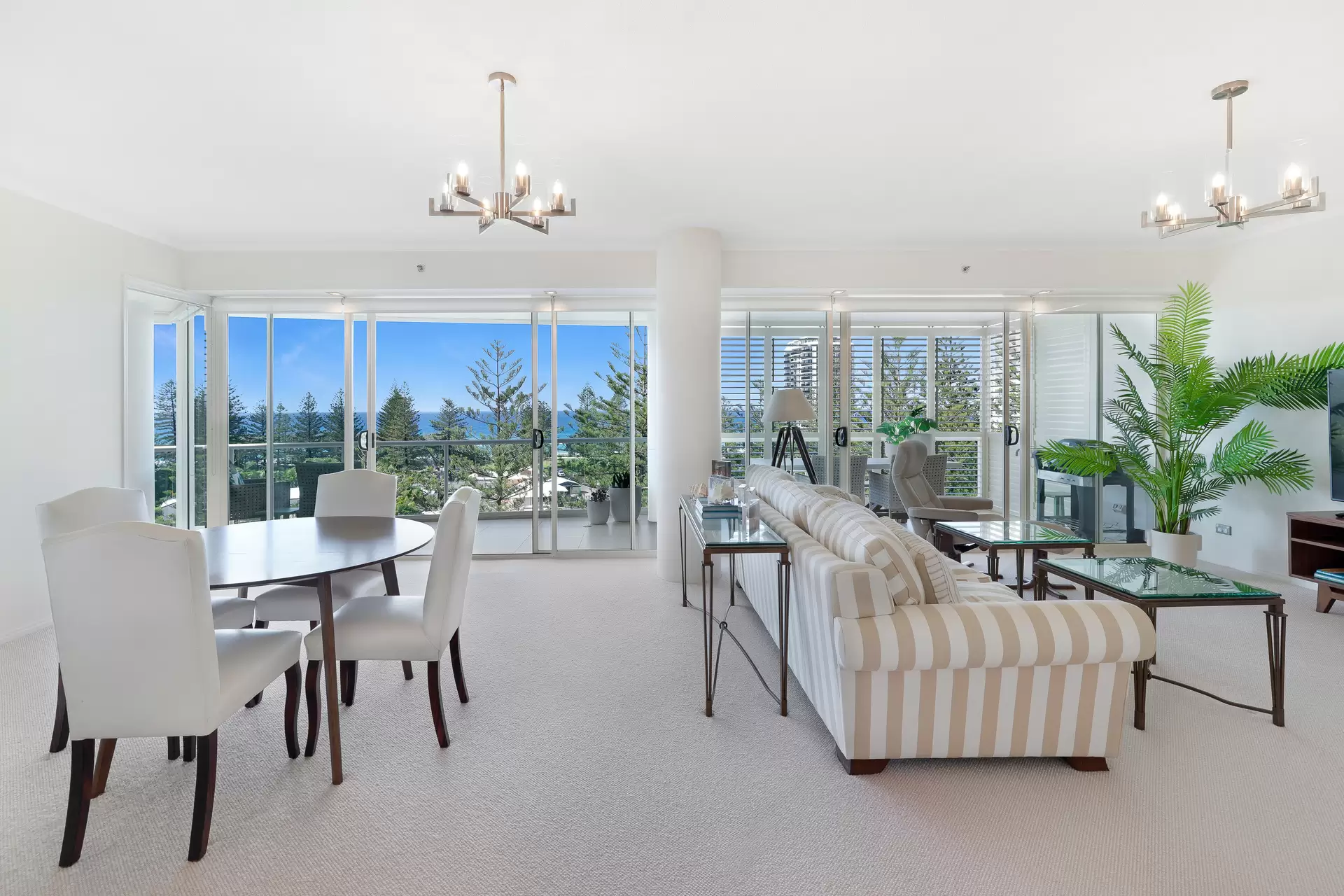 1075/1 Lennie Avenue, Main Beach Sold by Queensland Sotheby's International Realty - image 1