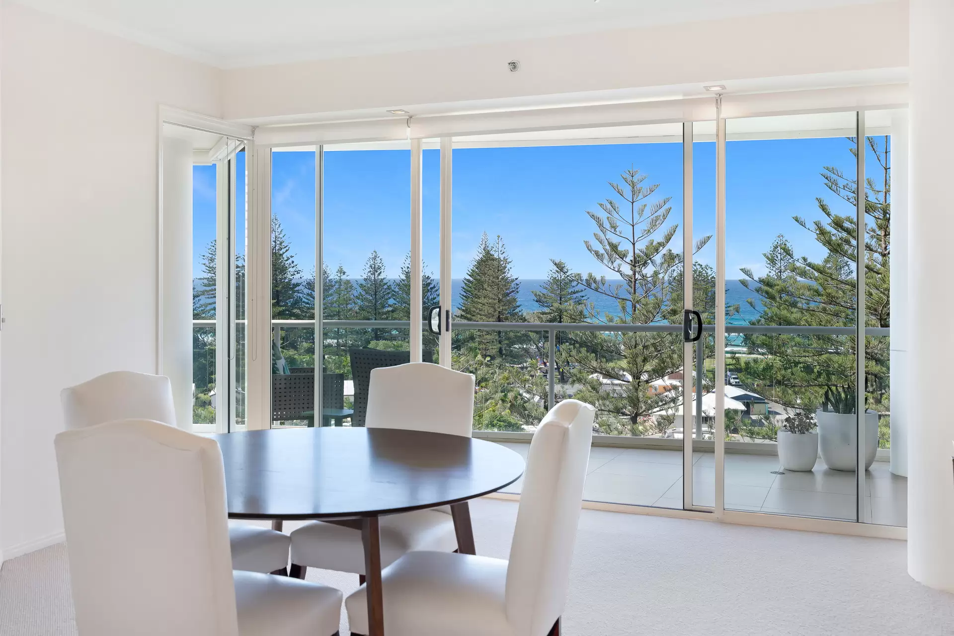 1075/1 Lennie Avenue, Main Beach Sold by Queensland Sotheby's International Realty - image 1