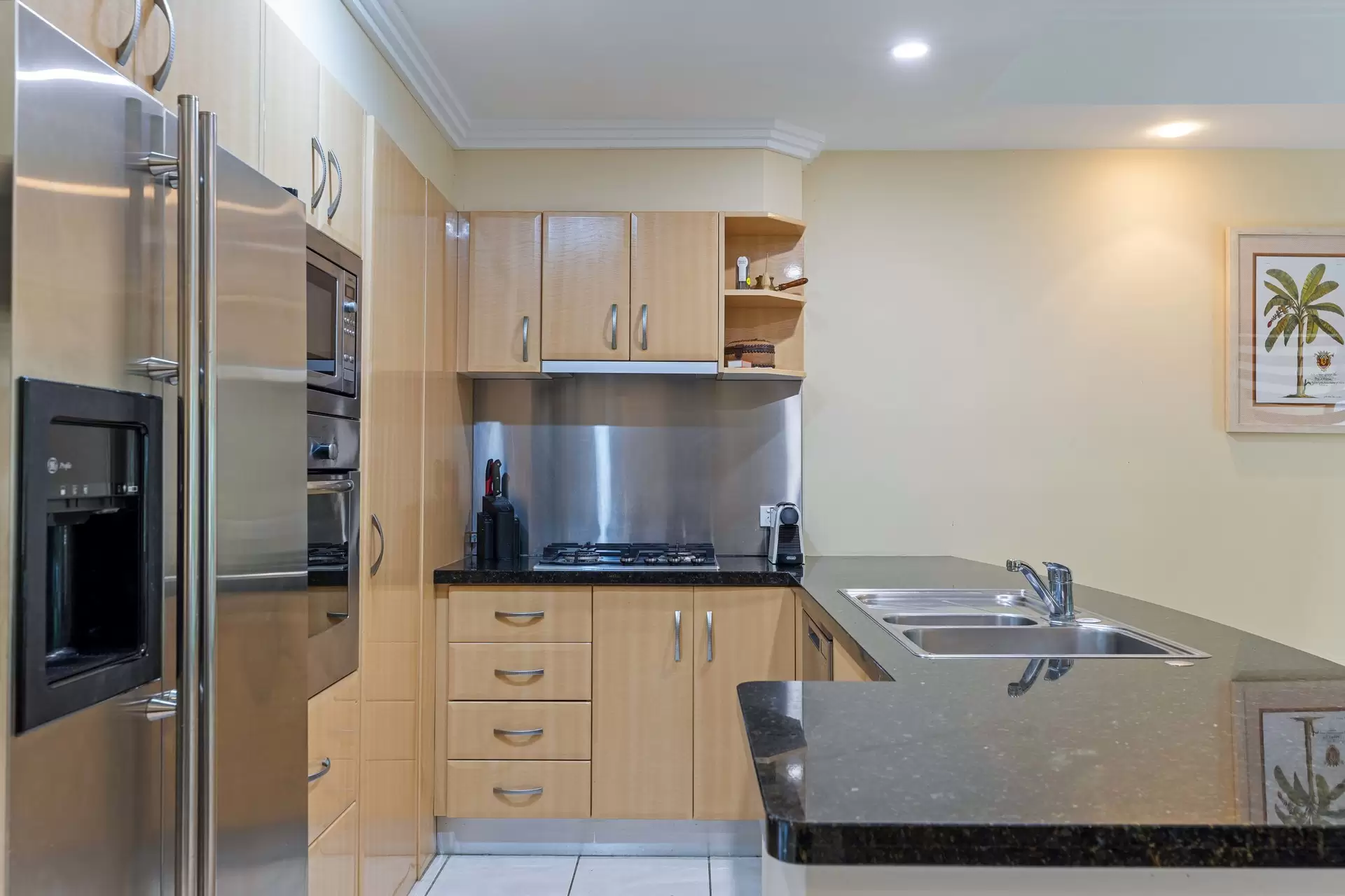 23/24-70 Nautilus Street, Port Douglas Sold by Queensland Sotheby's International Realty - image 1