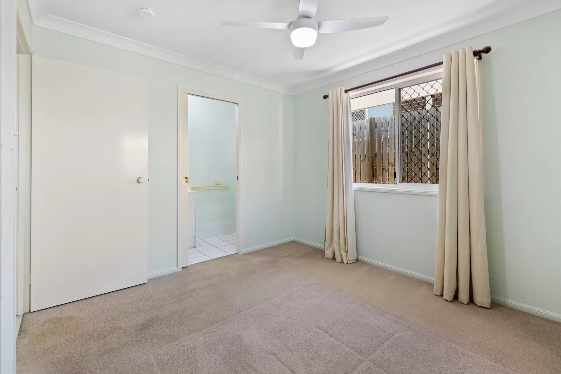 18/39 Morne Street, Capalaba Sold by Queensland Sotheby's International Realty - image 1
