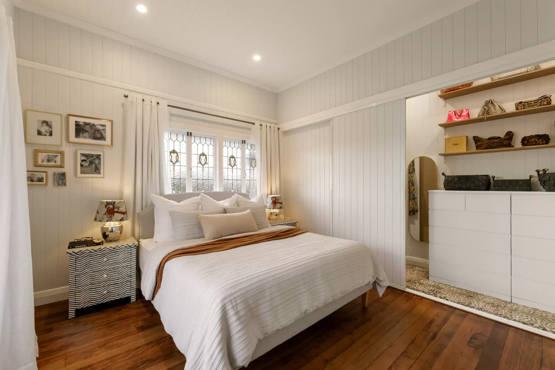 37 Wellington Street, Clayfield Sold by Queensland Sotheby's International Realty - image 1
