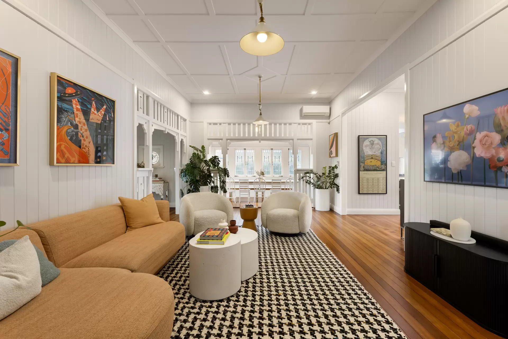 37 Wellington Street, Clayfield Sold by  - image 1