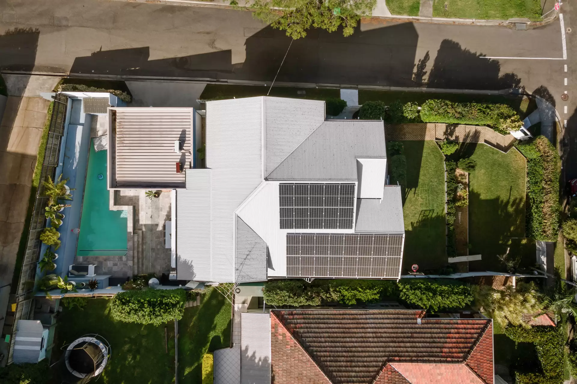 37 Wellington Street, Clayfield Sold by Queensland Sotheby's International Realty - image 1