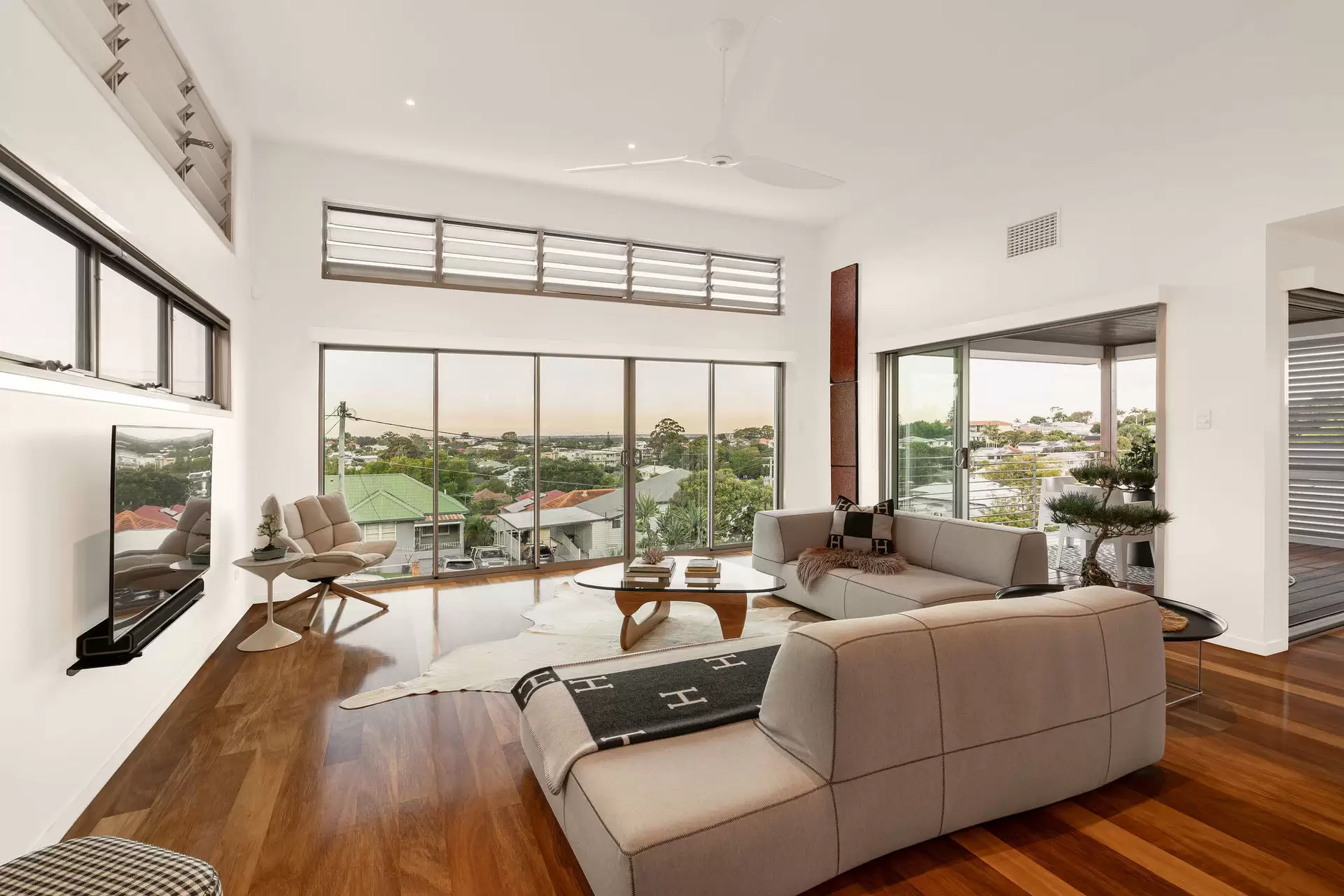 27 Ennor Street, Wavell Heights Sold by  - image 1