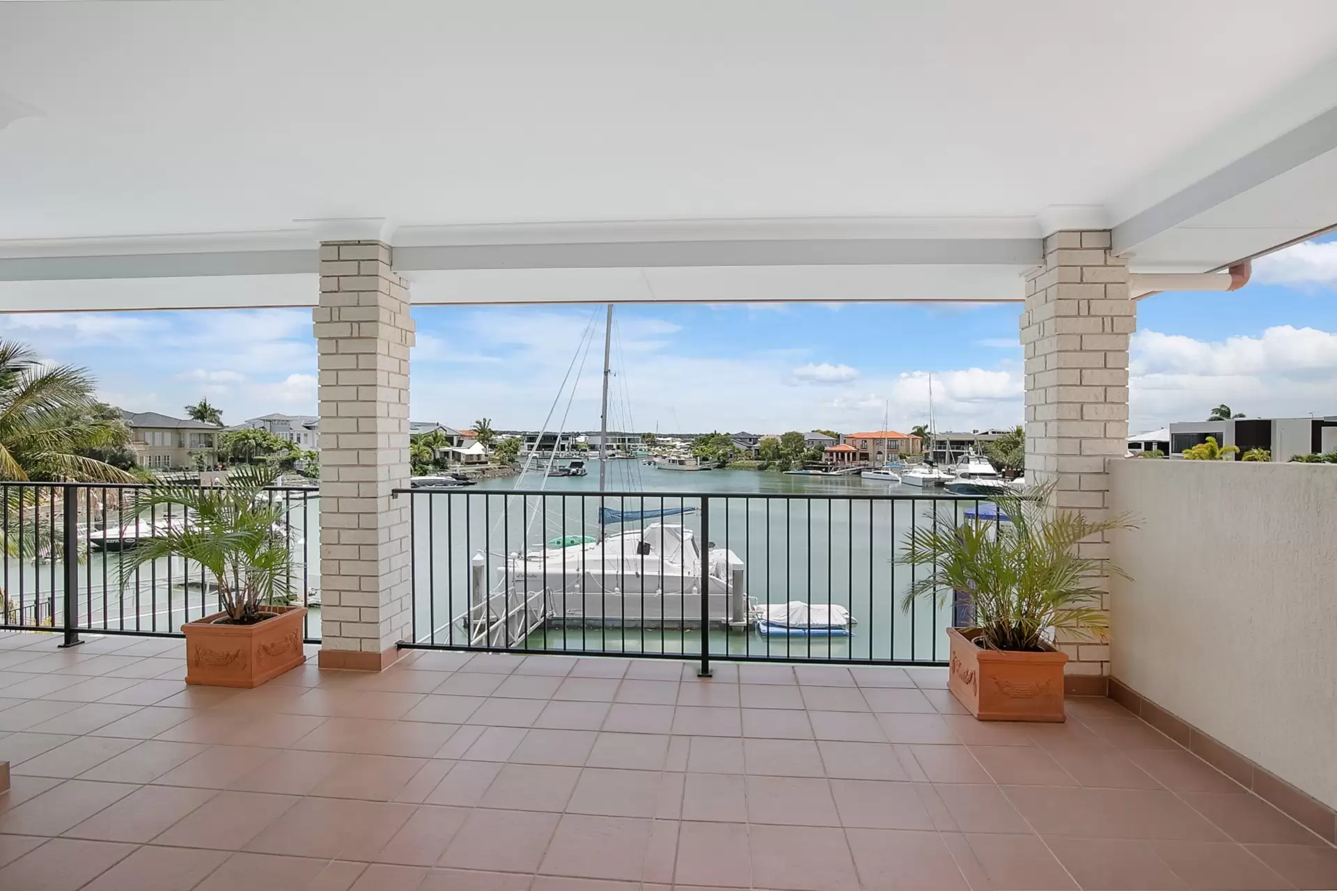 24 Piermont Place, Raby Bay Sold by Queensland Sotheby's International Realty - image 1