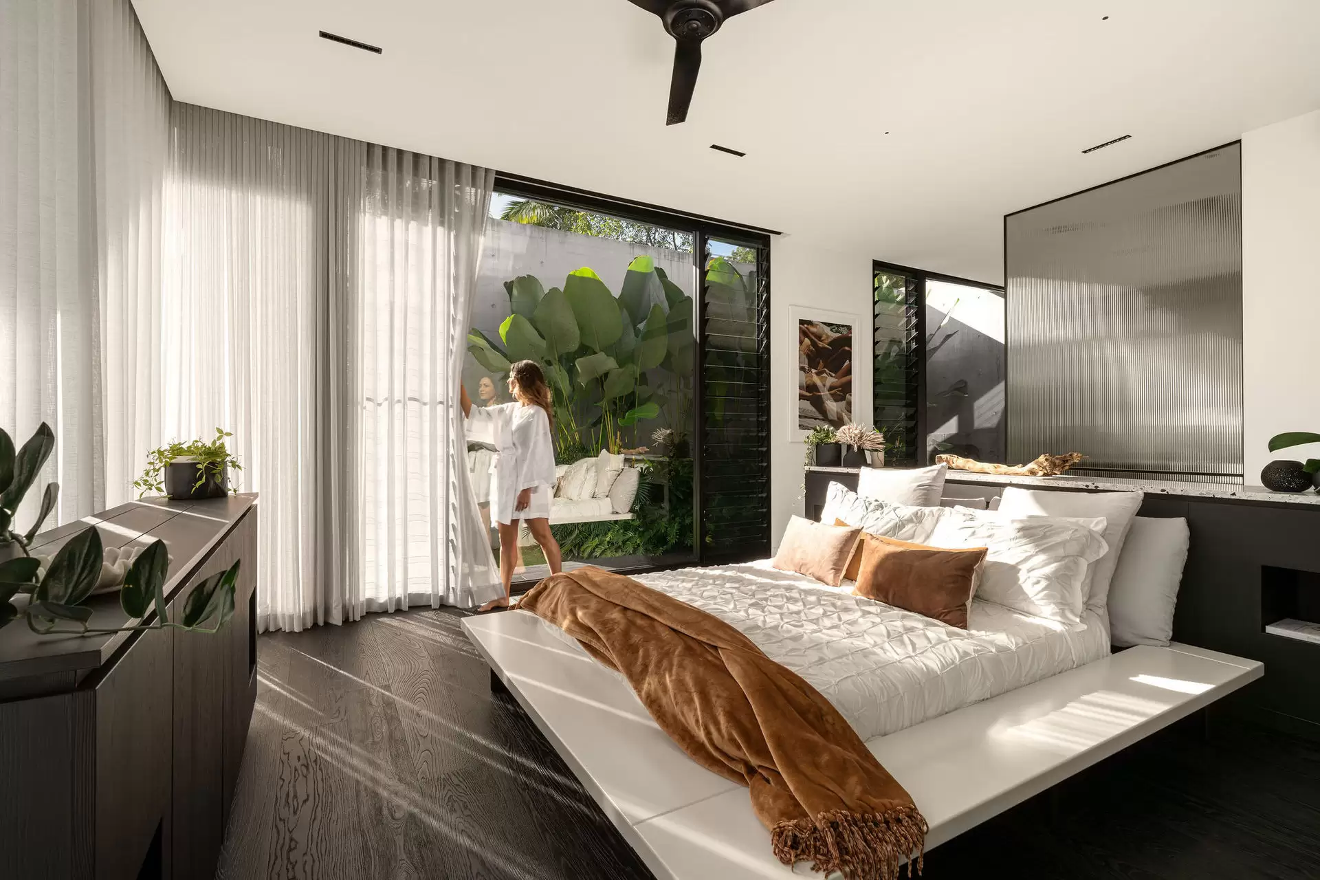 134 Valley Drive, Doonan Sold by Queensland Sotheby's International Realty - image 1