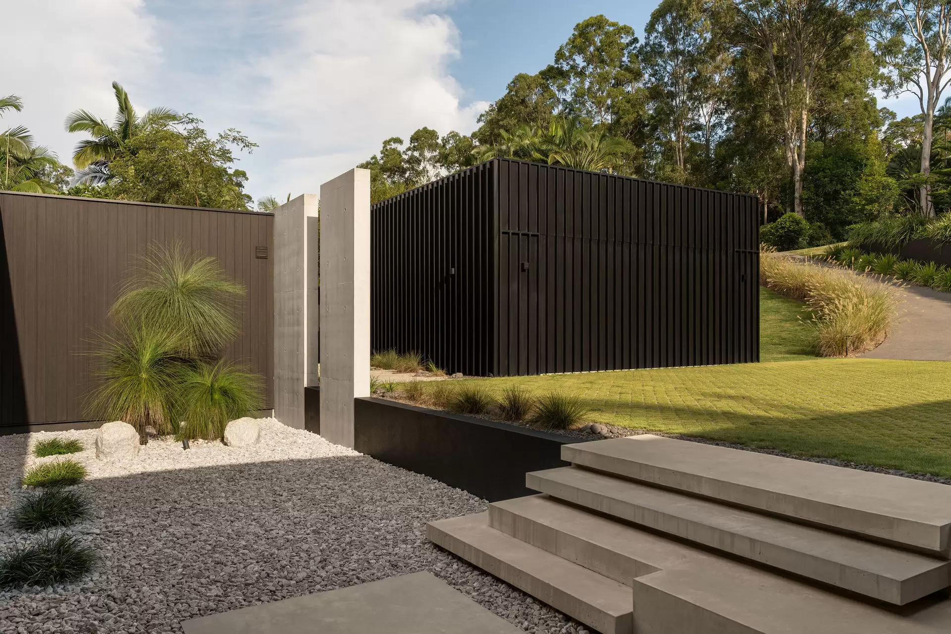 134 Valley Drive, Doonan Sold by Queensland Sotheby's International Realty - image 1