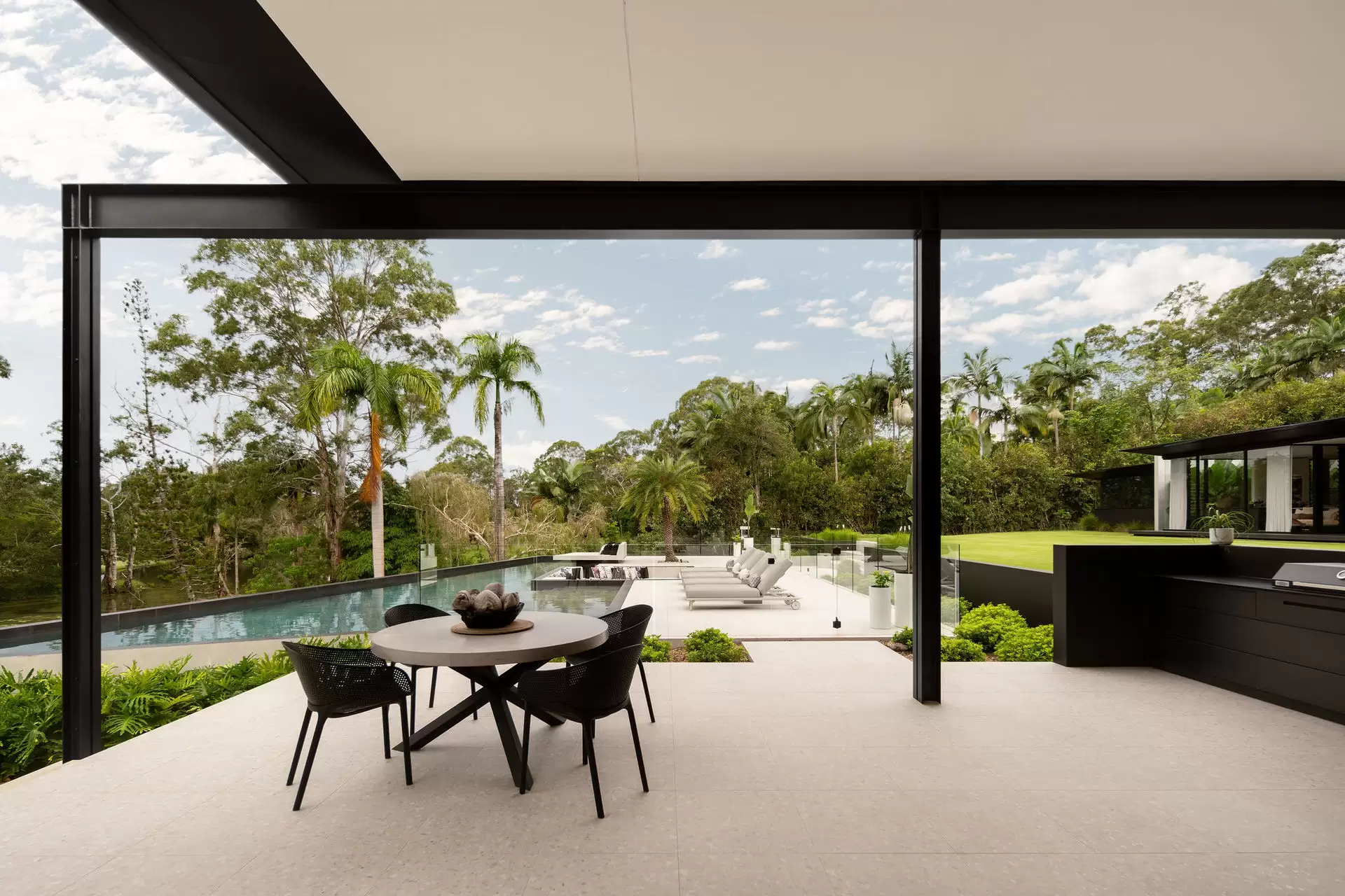 134 Valley Drive, Doonan Sold by Queensland Sotheby's International Realty - image 1