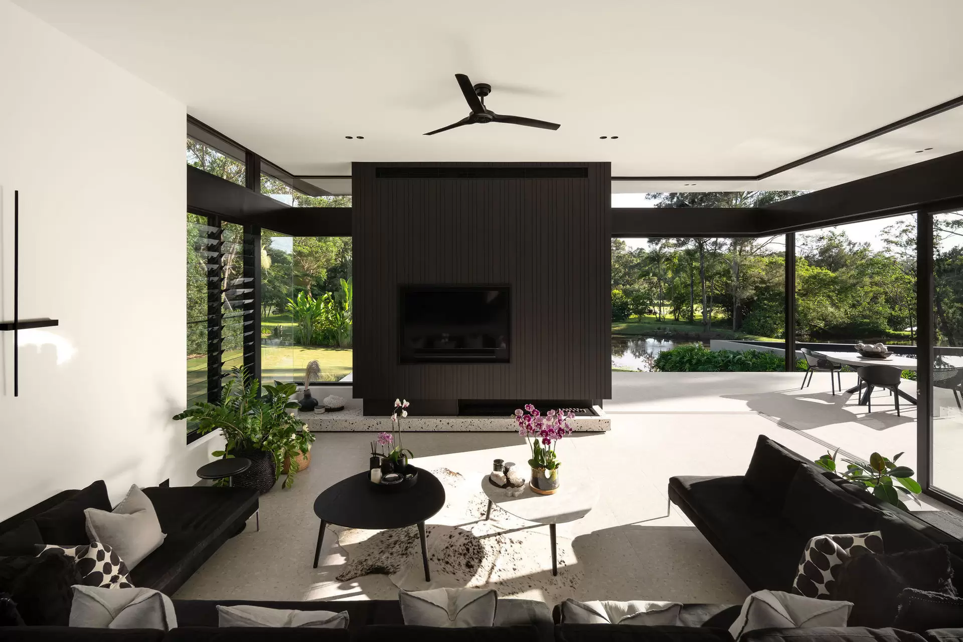 134 Valley Drive, Doonan Sold by Queensland Sotheby's International Realty - image 1