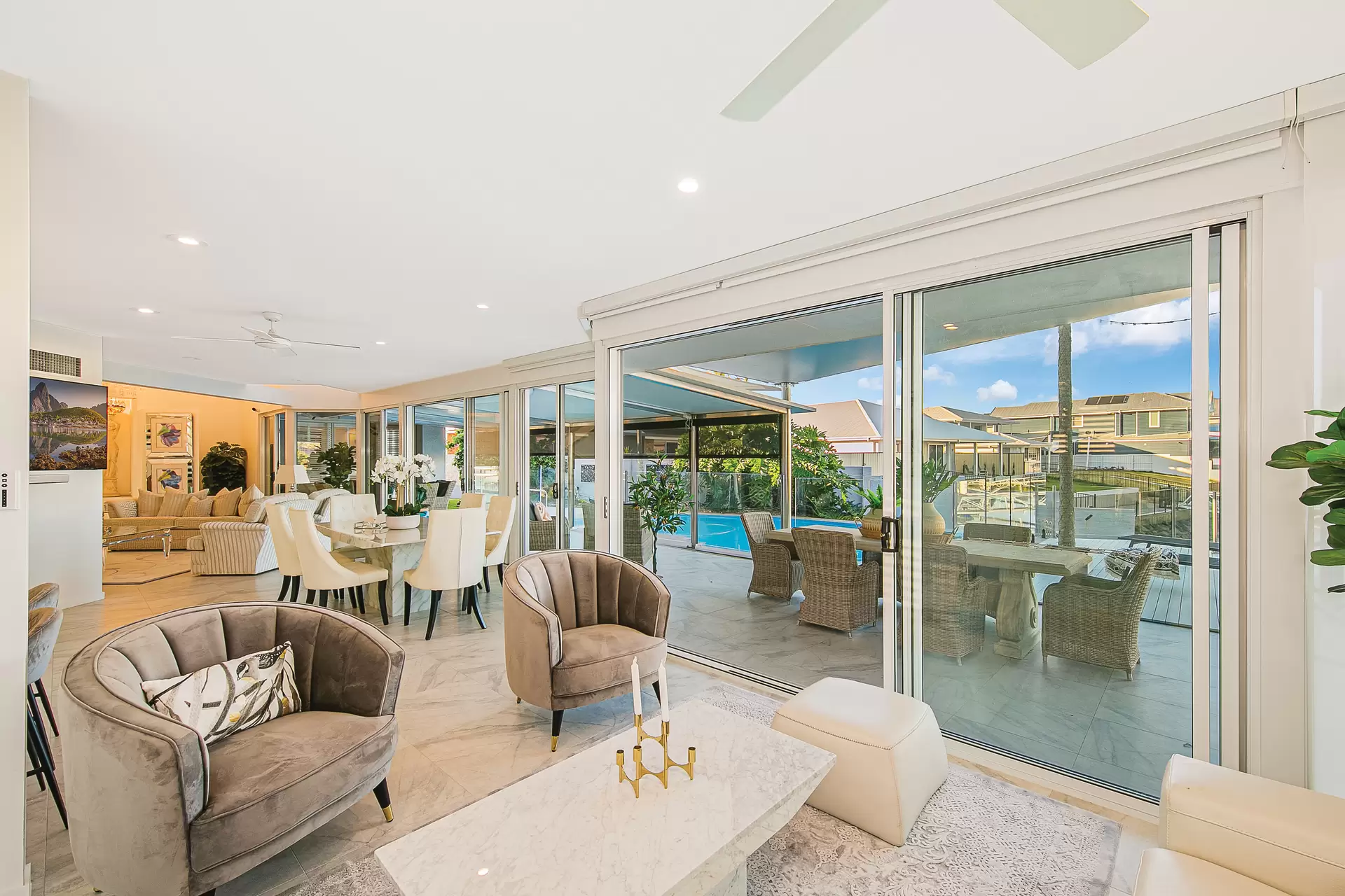 8 Captains Court, Raby Bay Sold by Queensland Sotheby's International Realty - image 1