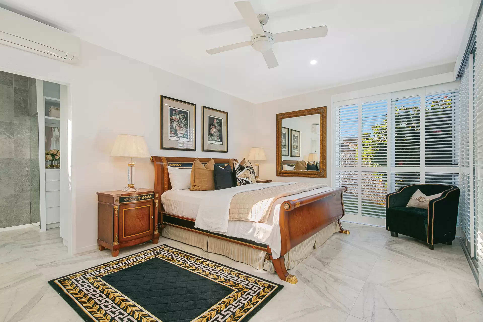 8 Captains Court, Raby Bay Sold by Queensland Sotheby's International Realty - image 1