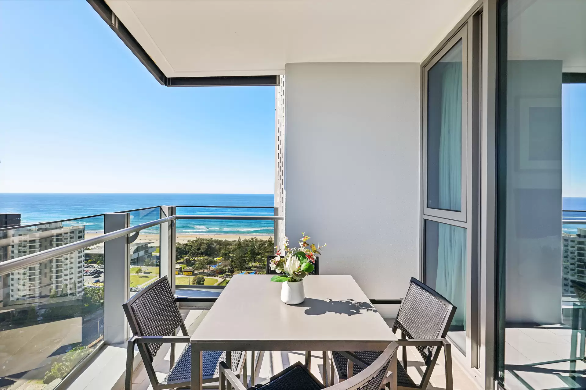 2009/12 Philip Avenue, Broadbeach Sold by  - image 1