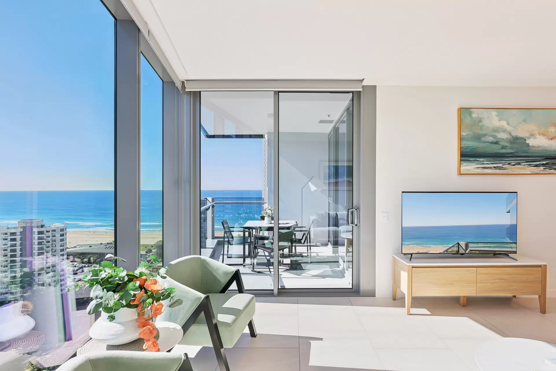 2009/12 Philip Avenue, Broadbeach Sold by  - image 1
