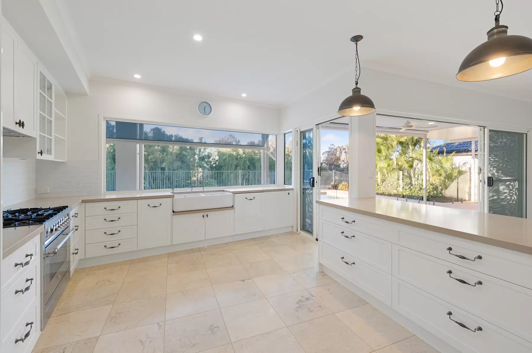 22 Carolena Street, Cleveland Sold by Queensland Sotheby's International Realty - image 1