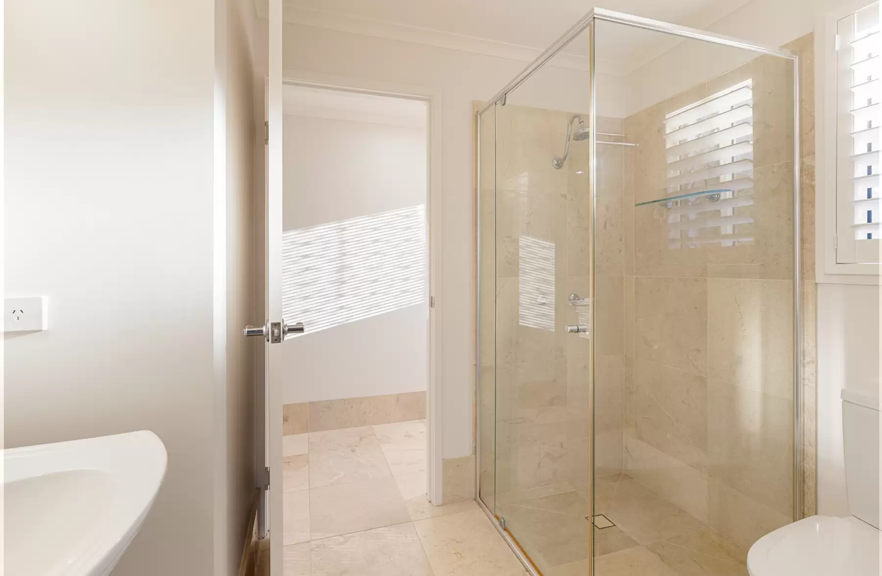 22 Carolena Street, Cleveland Sold by Queensland Sotheby's International Realty - image 1