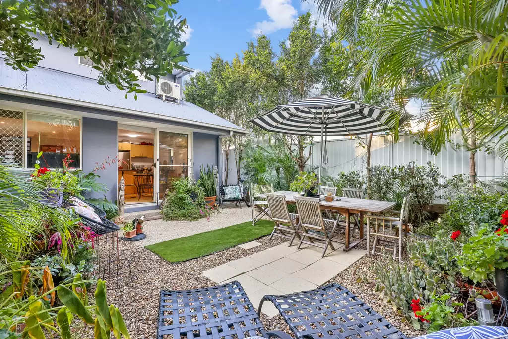 4/226 Queen Street, Southport Sold by 