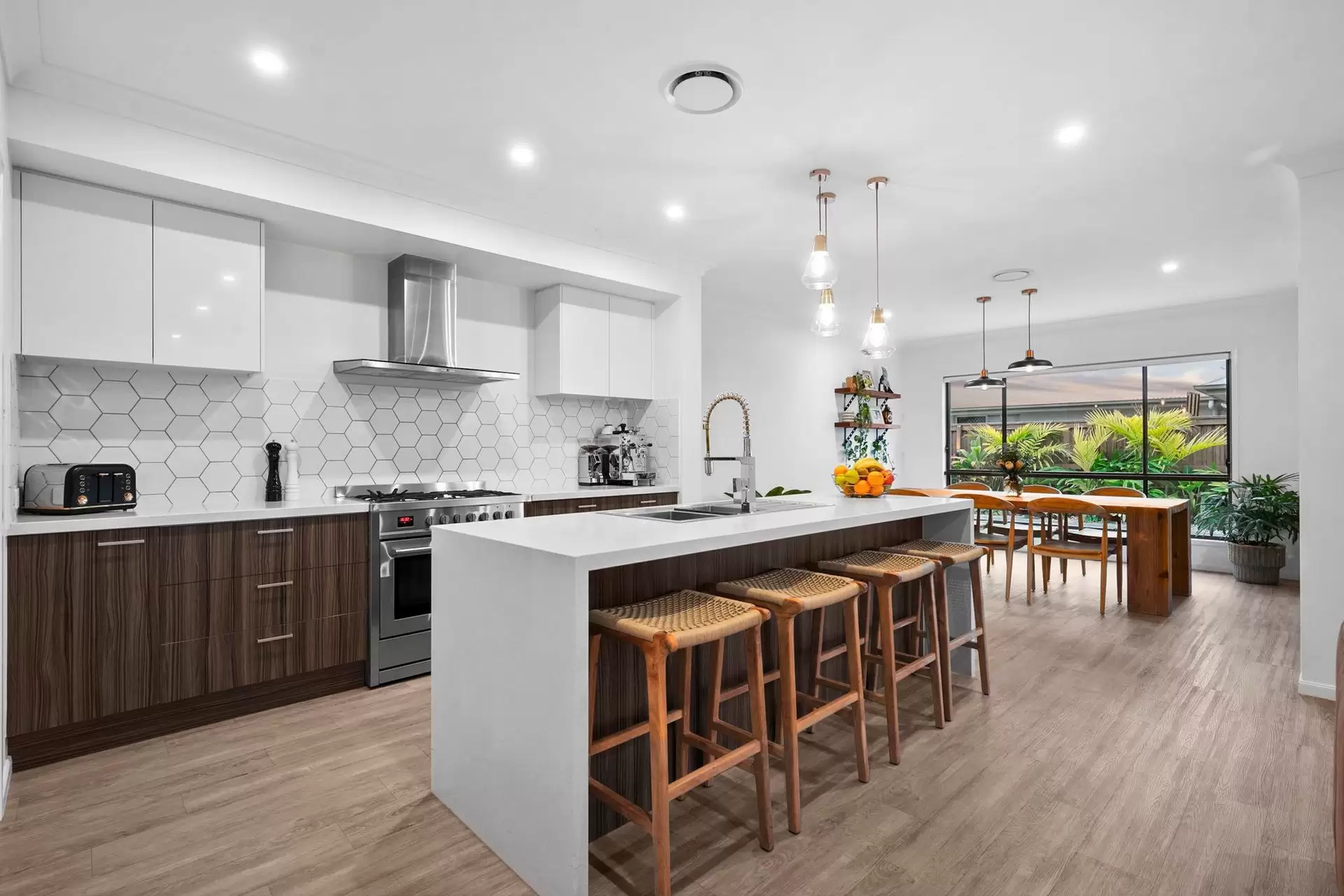 3 Oasis Street, Peregian Beach Sold by  - image 1