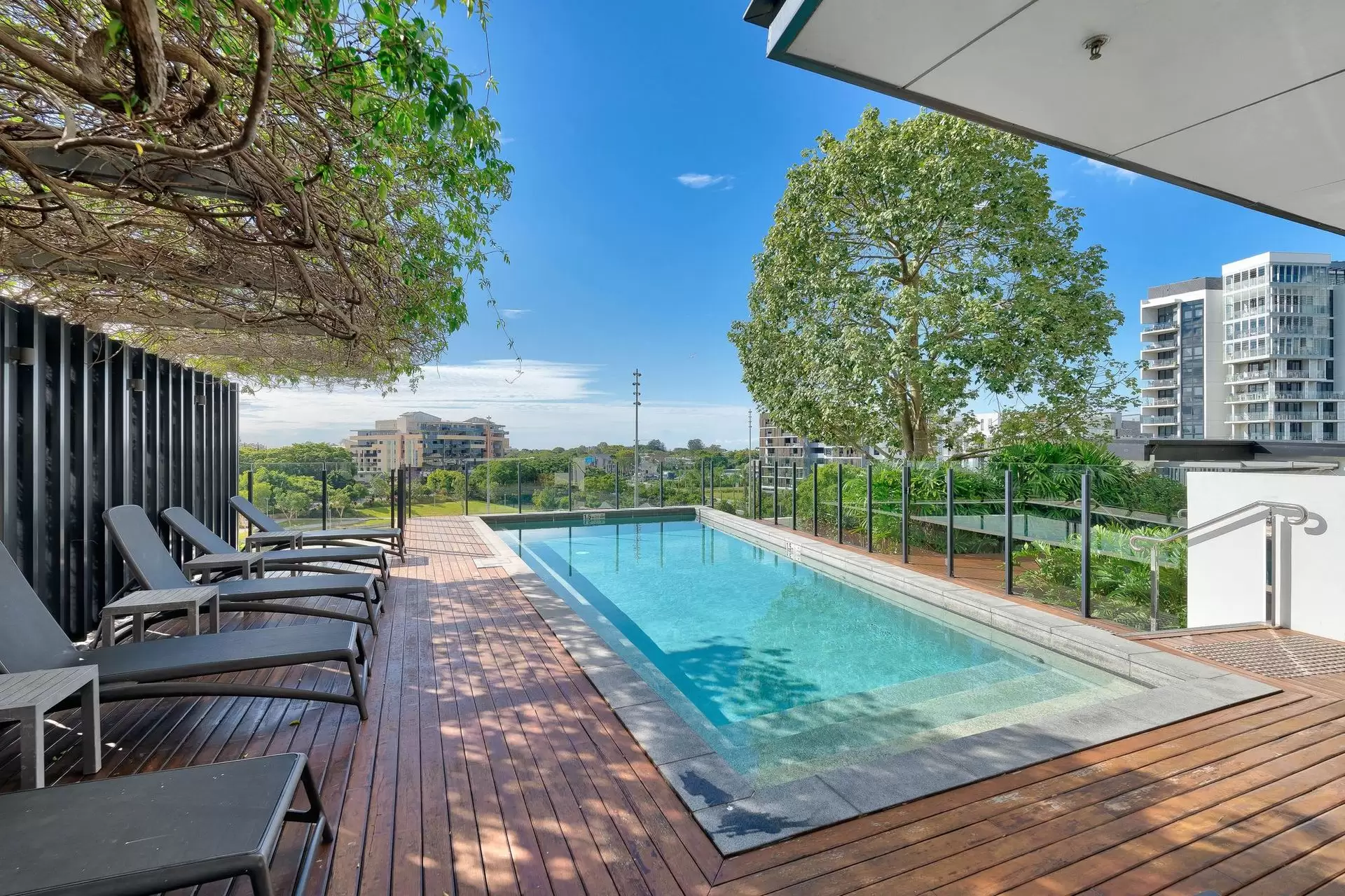 409/35 Hercules Street, Hamilton Sold by  - image 1