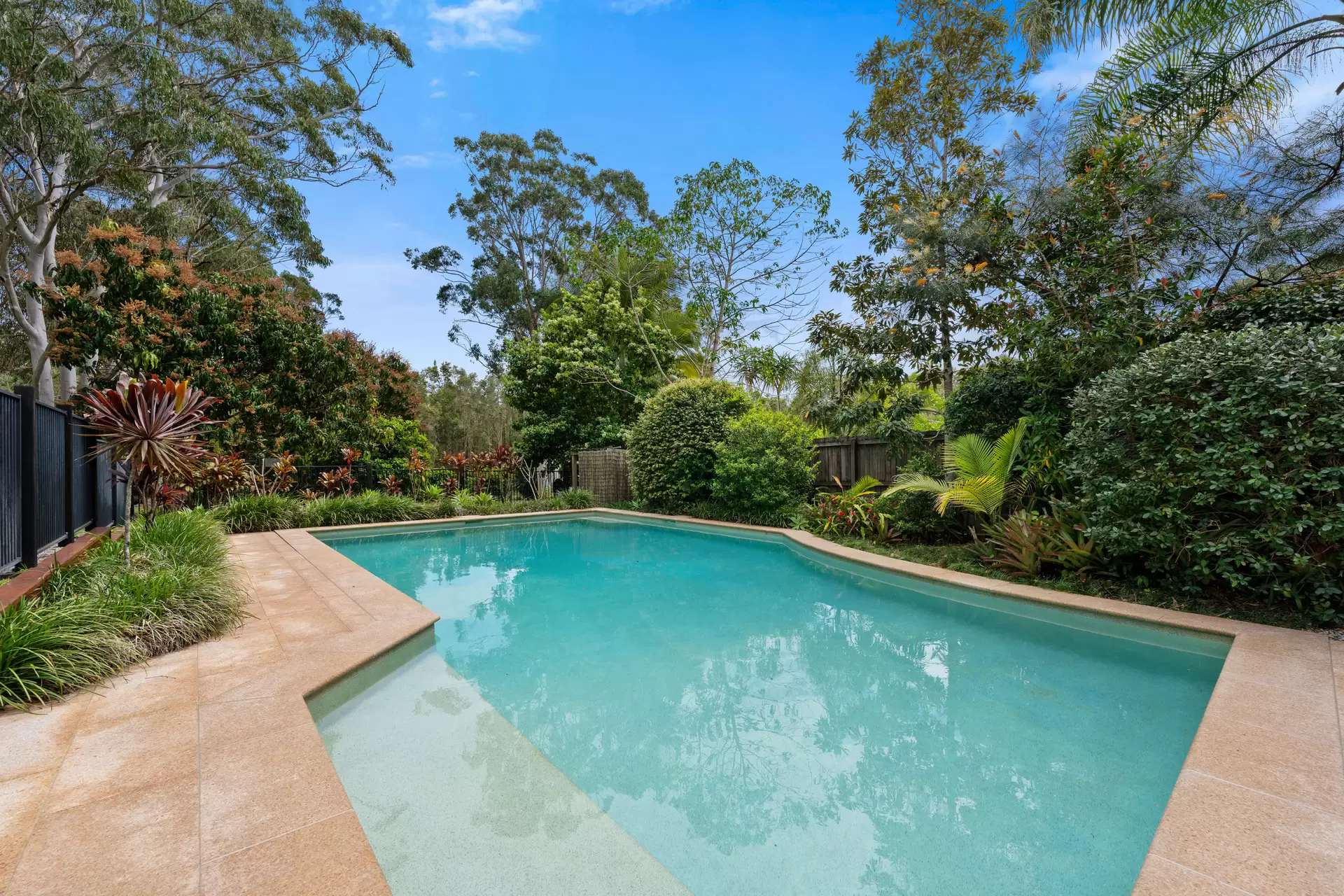 28 Gweneth Road, Peregian Beach Sold by  - image 1