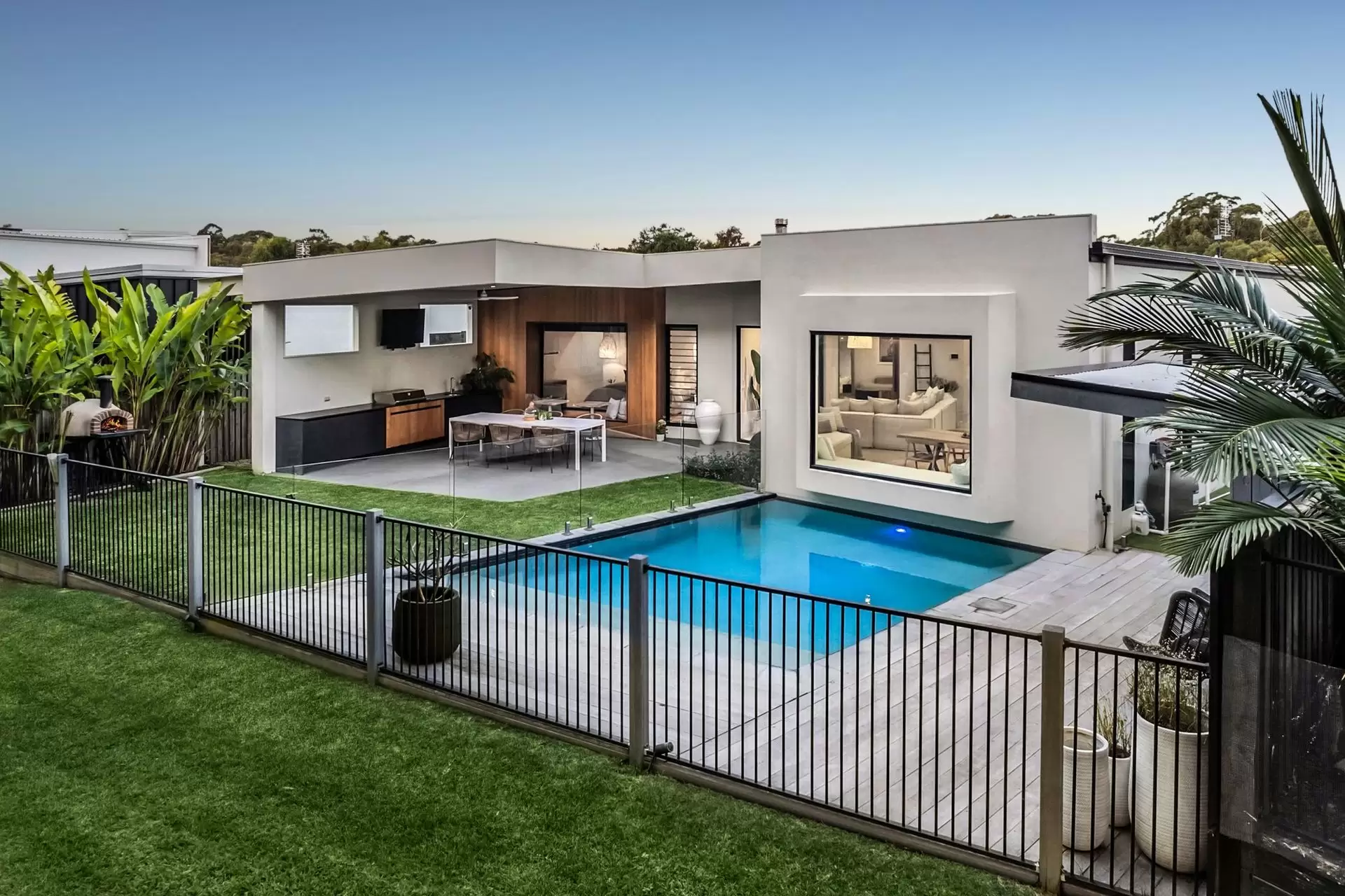 162 Balgownie Drive, Peregian Springs Sold by Queensland Sotheby's International Realty - image 1