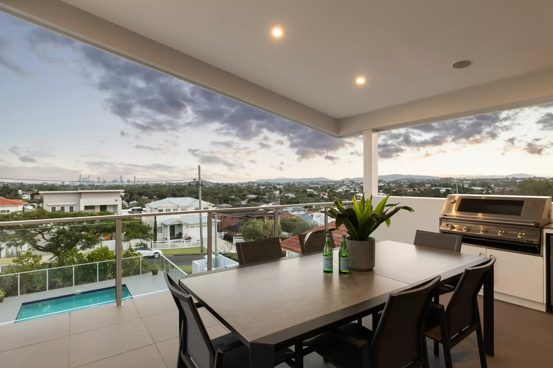 41 Westwood Street, Wavell Heights Sold by  - image 1